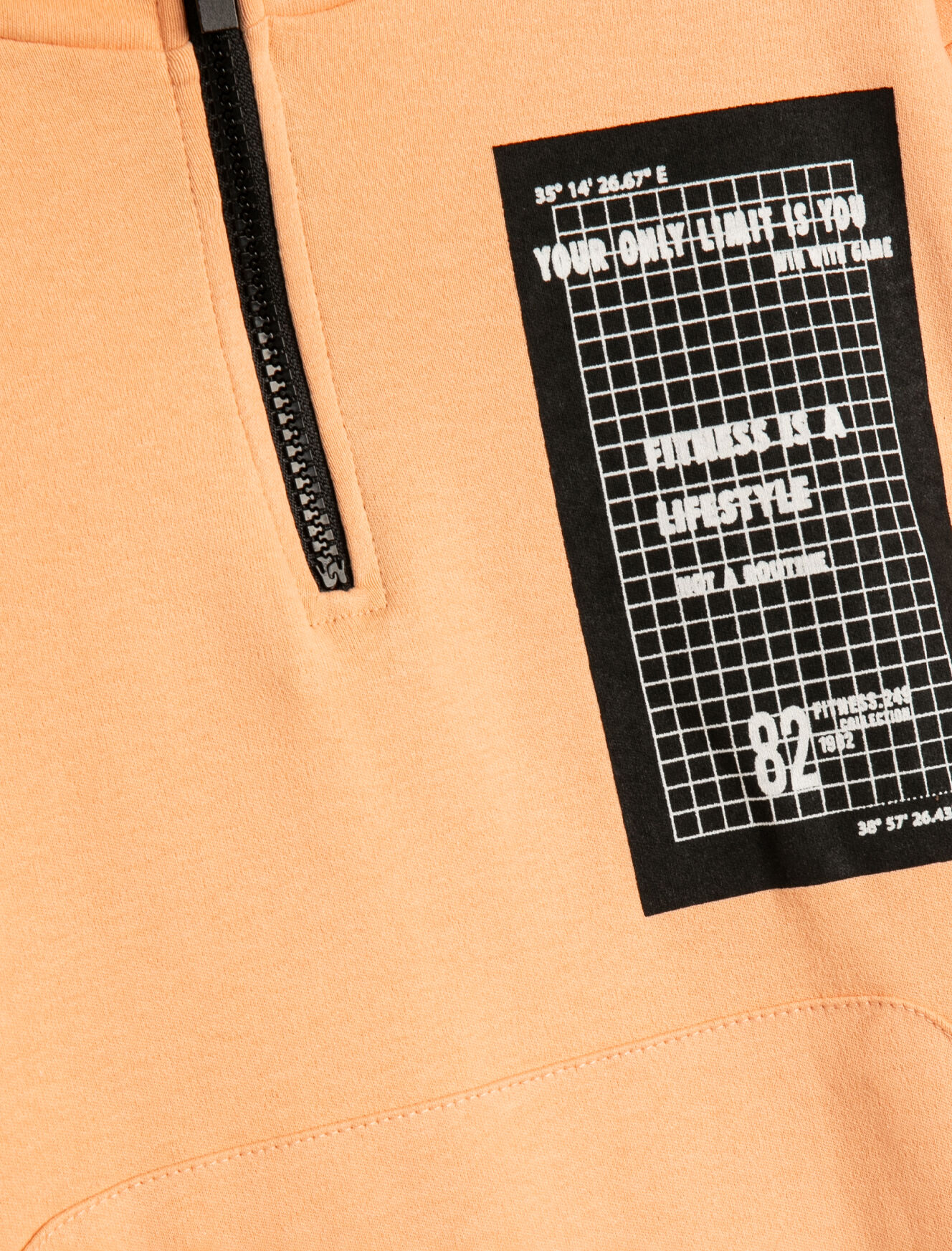 Erkek Çocuk Kapşonlu Sweatshirt Kanguru Cepli Yarım Fermuarlı Baskı Detaylı Pamuklu