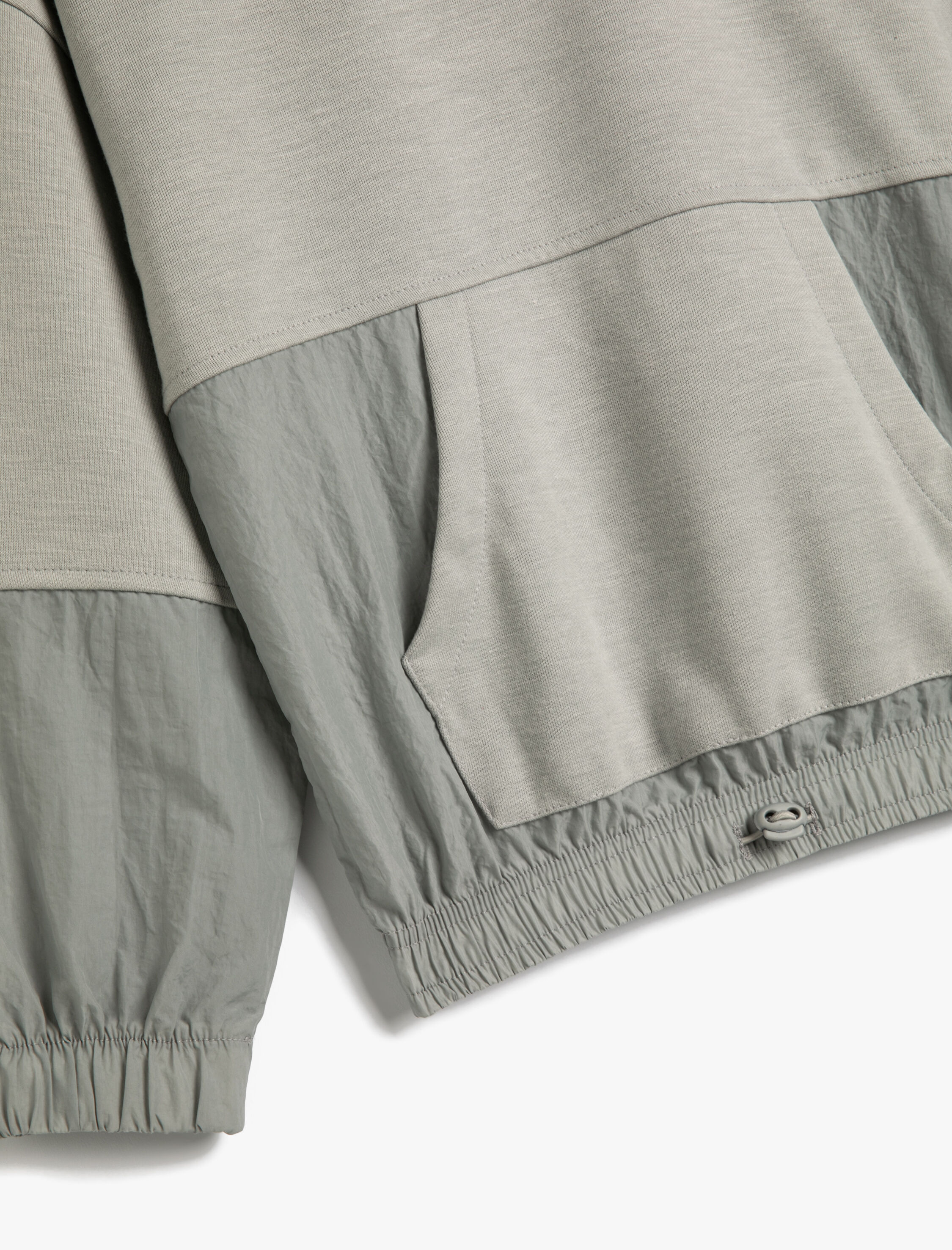  Kız Çocuk Oversize Kapşonlu Sweat Uzun Kollu Kanguru Cepli Paraşüt Kumaş Detaylı