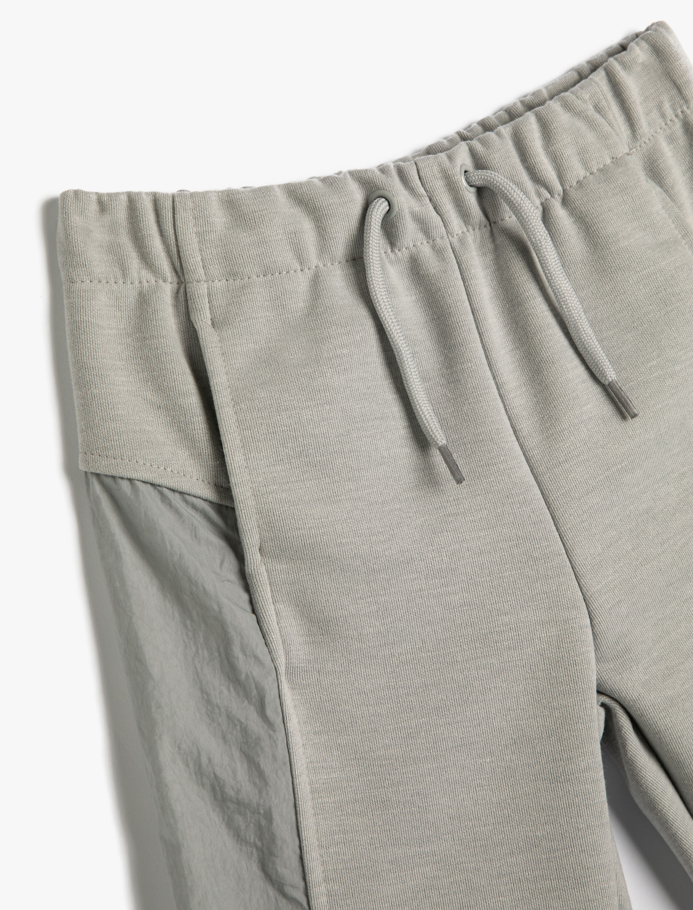  Kız Çocuk Basic Jogger Eşofman Altı Beli Bağlamalı Paraşüt Kumaş Detaylı