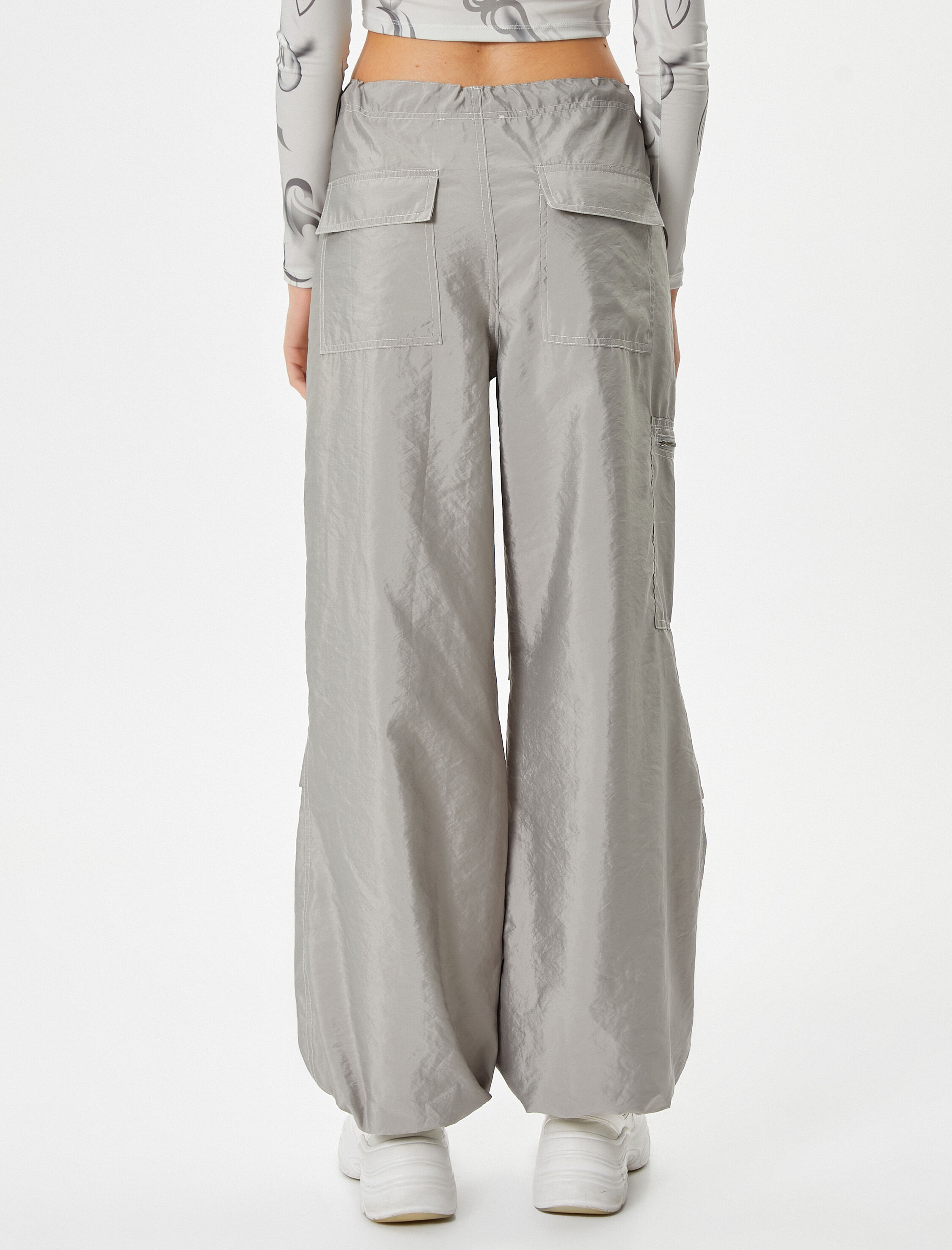   Paraşüt Pantolon Rahat Kesim Kat Detaylı Cepli