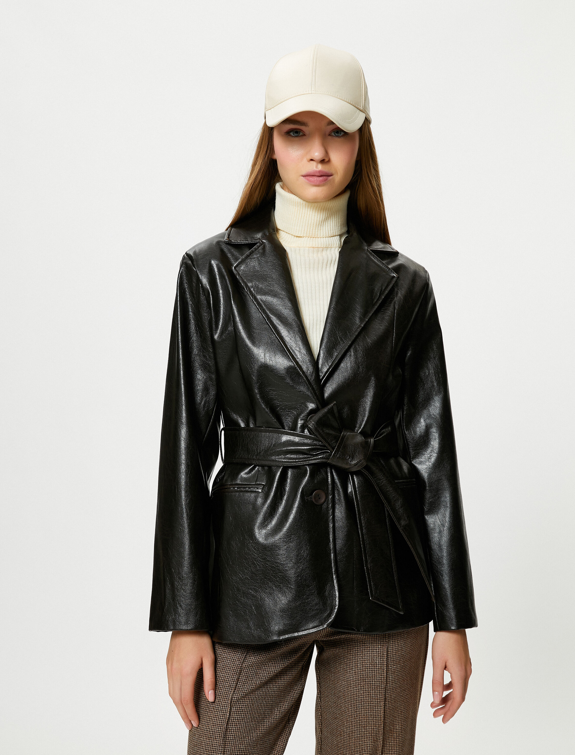   Deri Görünümlü Ceket Kruvaze Kemer Detaylı Cepli