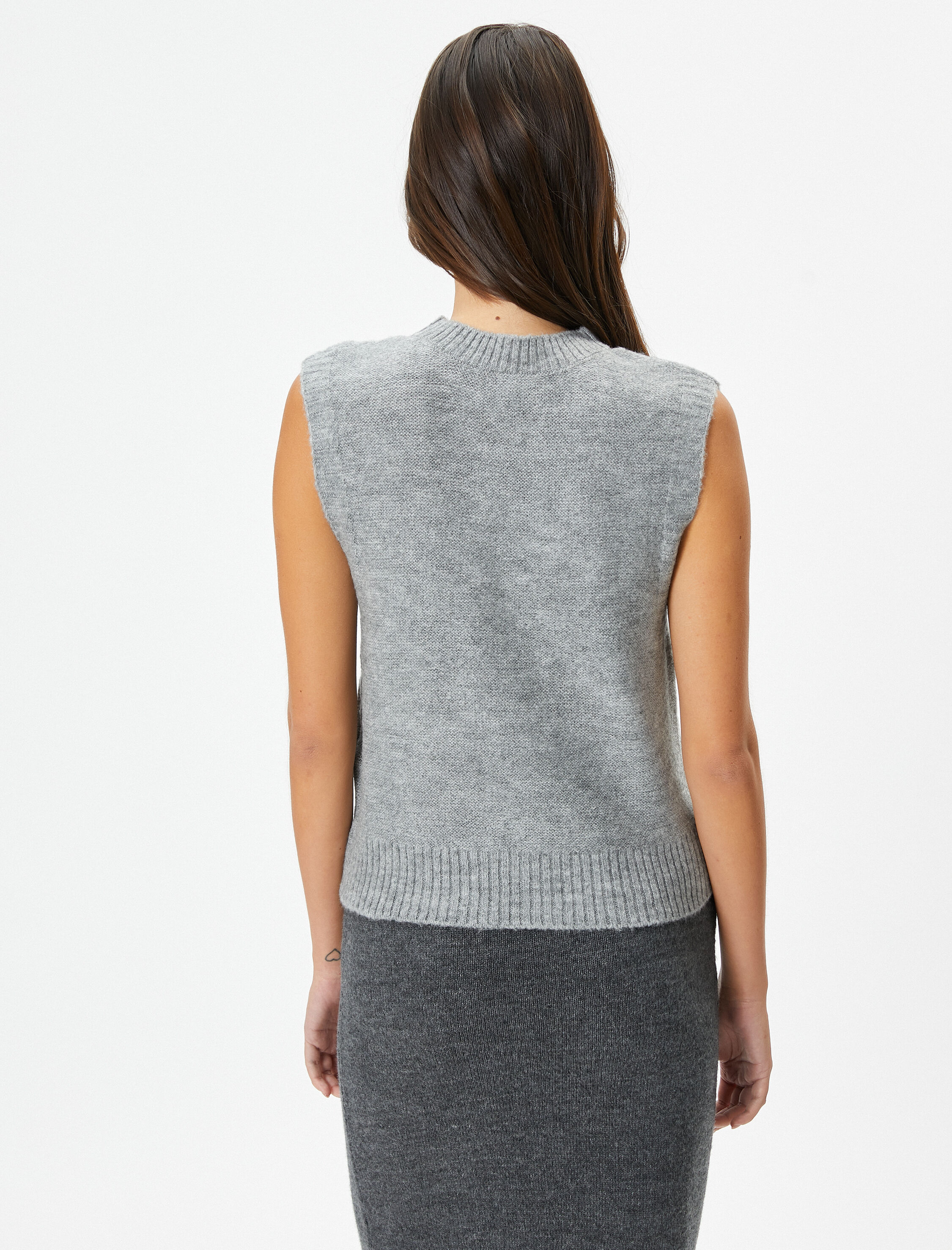   Dik Yaka Süveter Saç Örgüsü Motifli