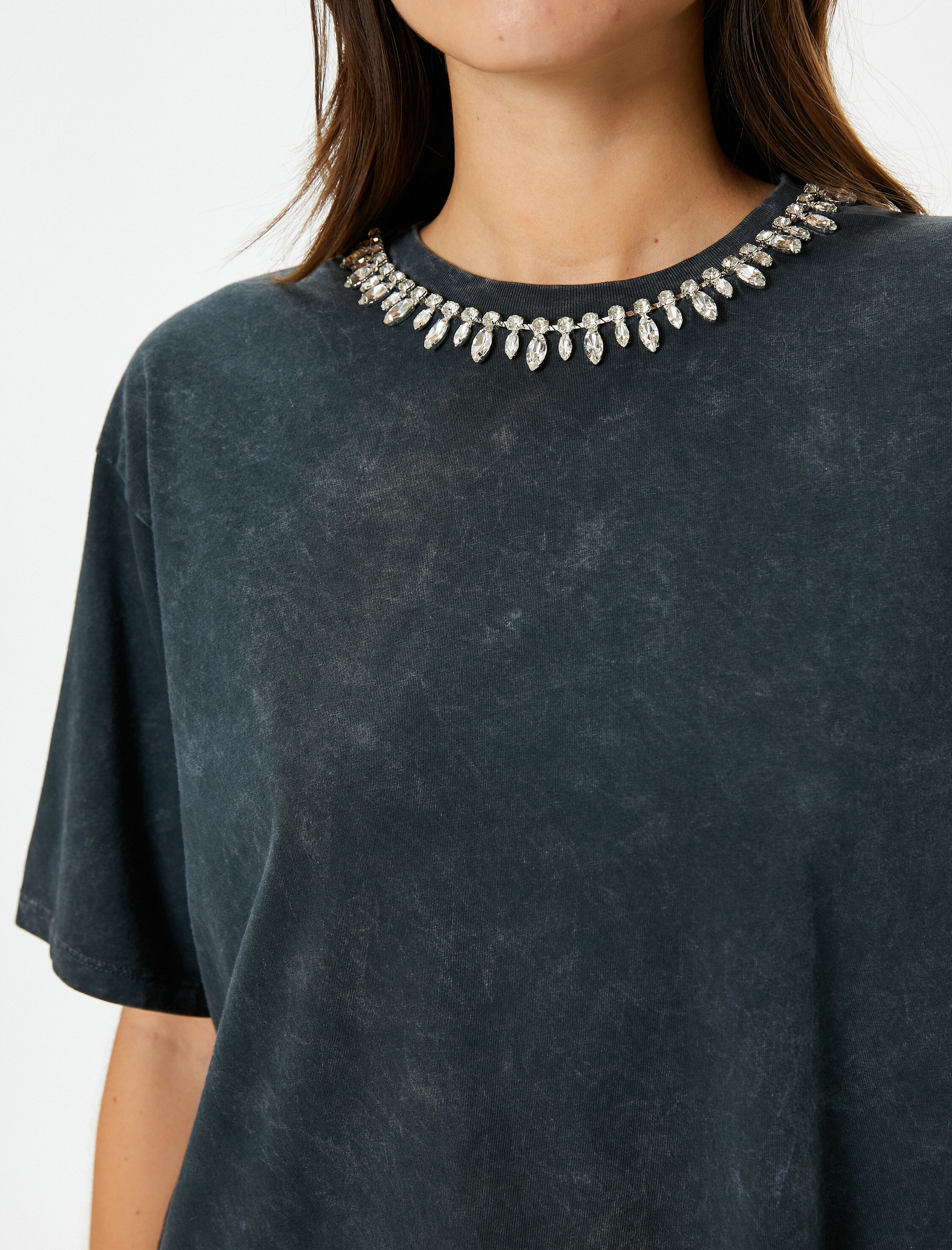   Parlak Taşlı Tişört Soluk Efektli Regular Fit