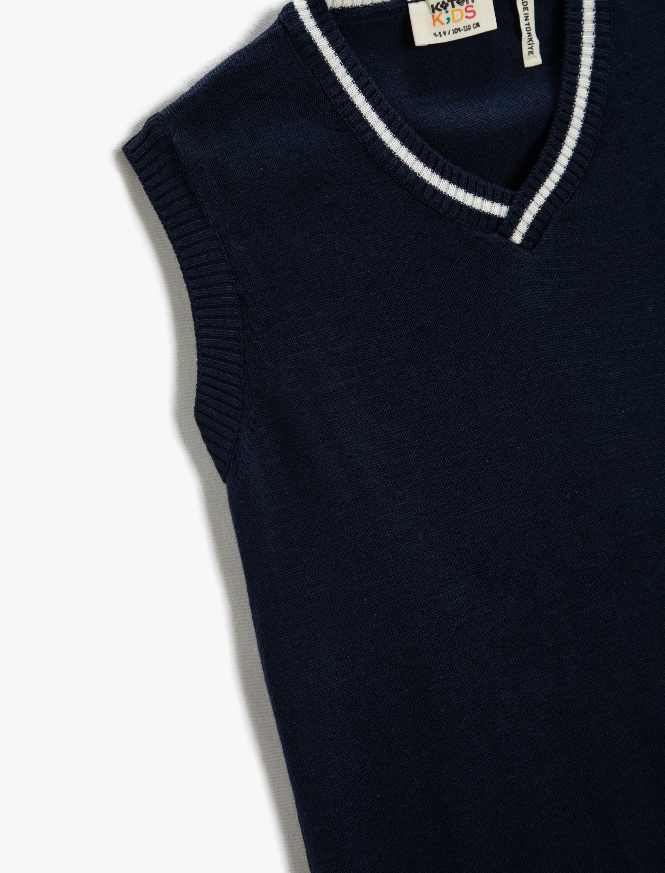  Erkek Çocuk Basic Süveter V Yaka