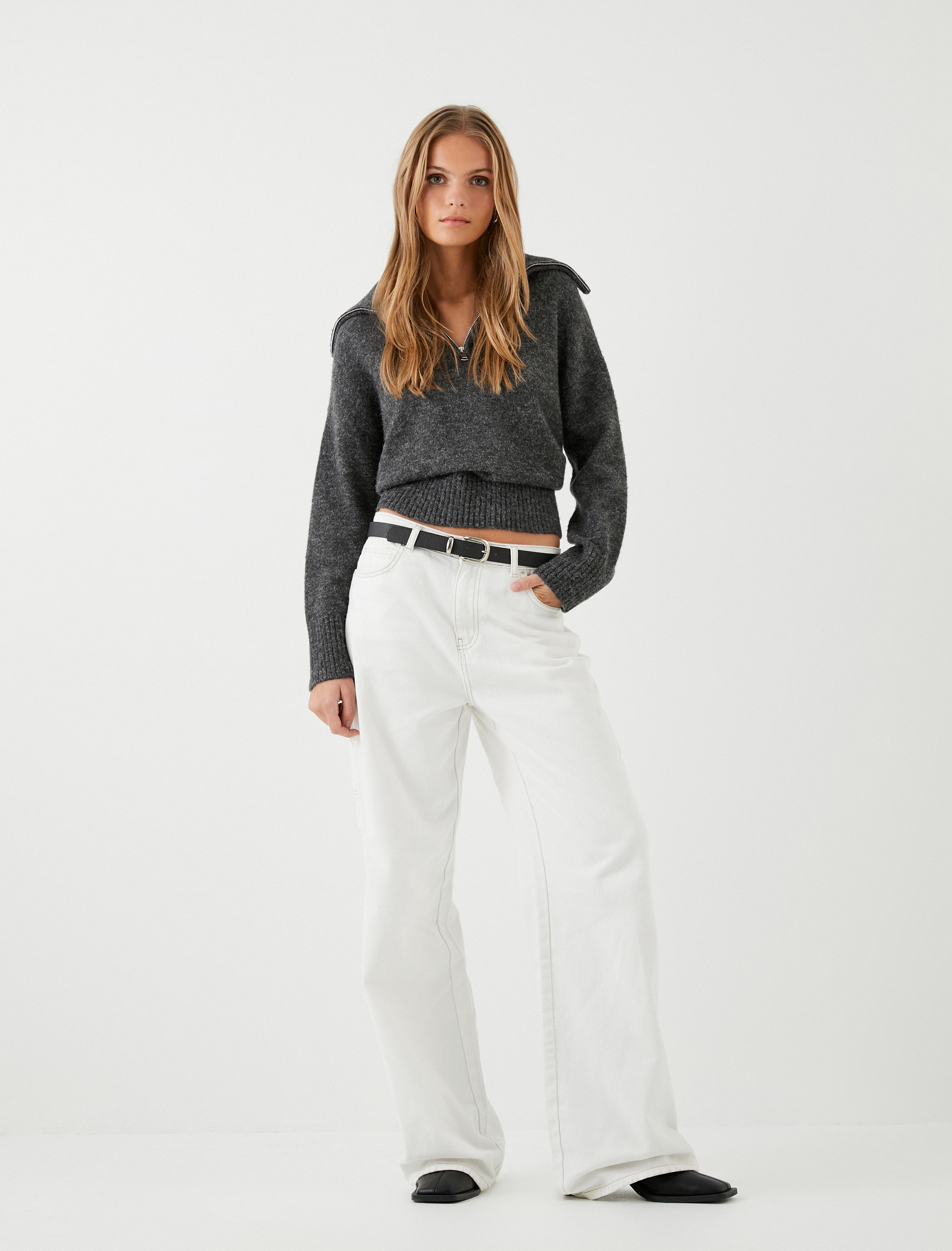   Oversize Kazak Dik Yaka Yarım Fermuarlı Örgü