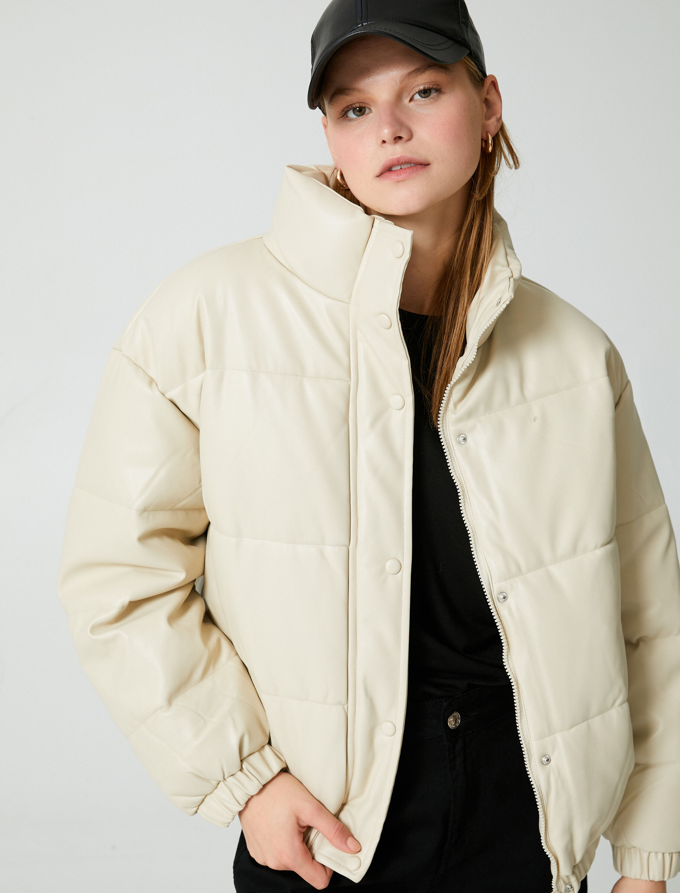   Suni Deri Mont Şişme Fermuarlı Cepli Dik Yaka