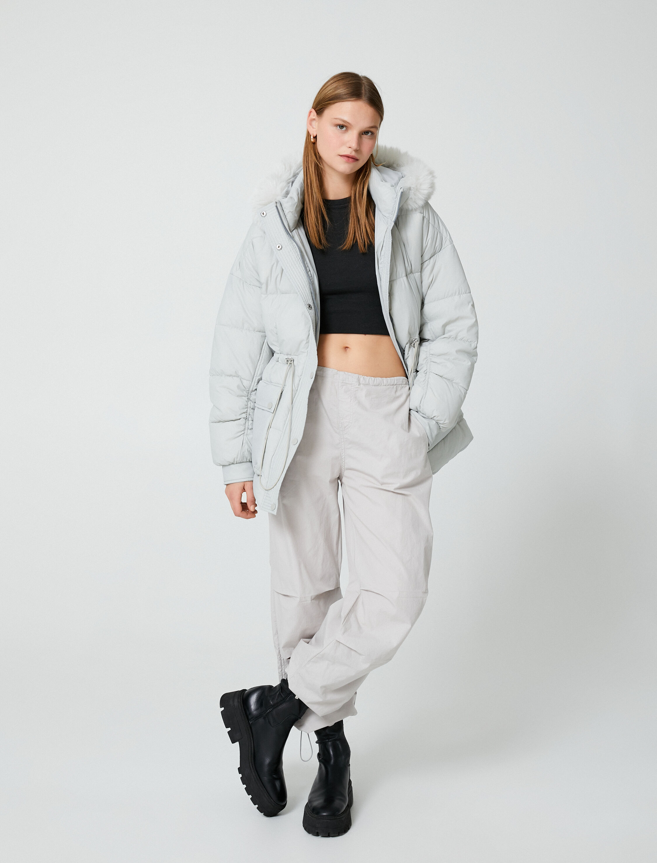   Şişme Mont Kapüşonlu Suni Kürk Detaylı Cepli Bağlamalı