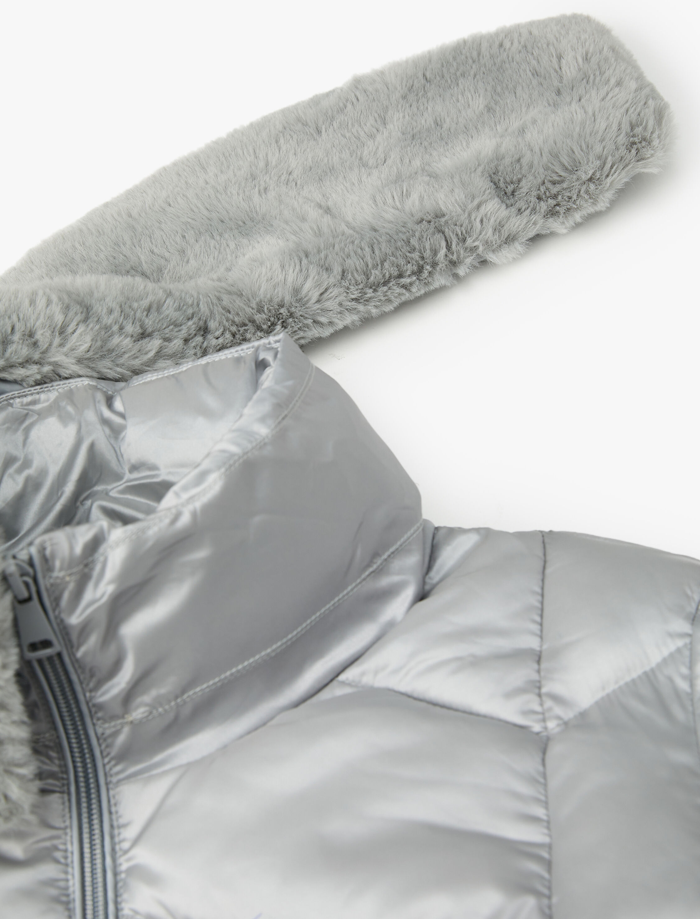   Uzun Şişme Mont Kemerli Suni Kürk Detaylı Cepli