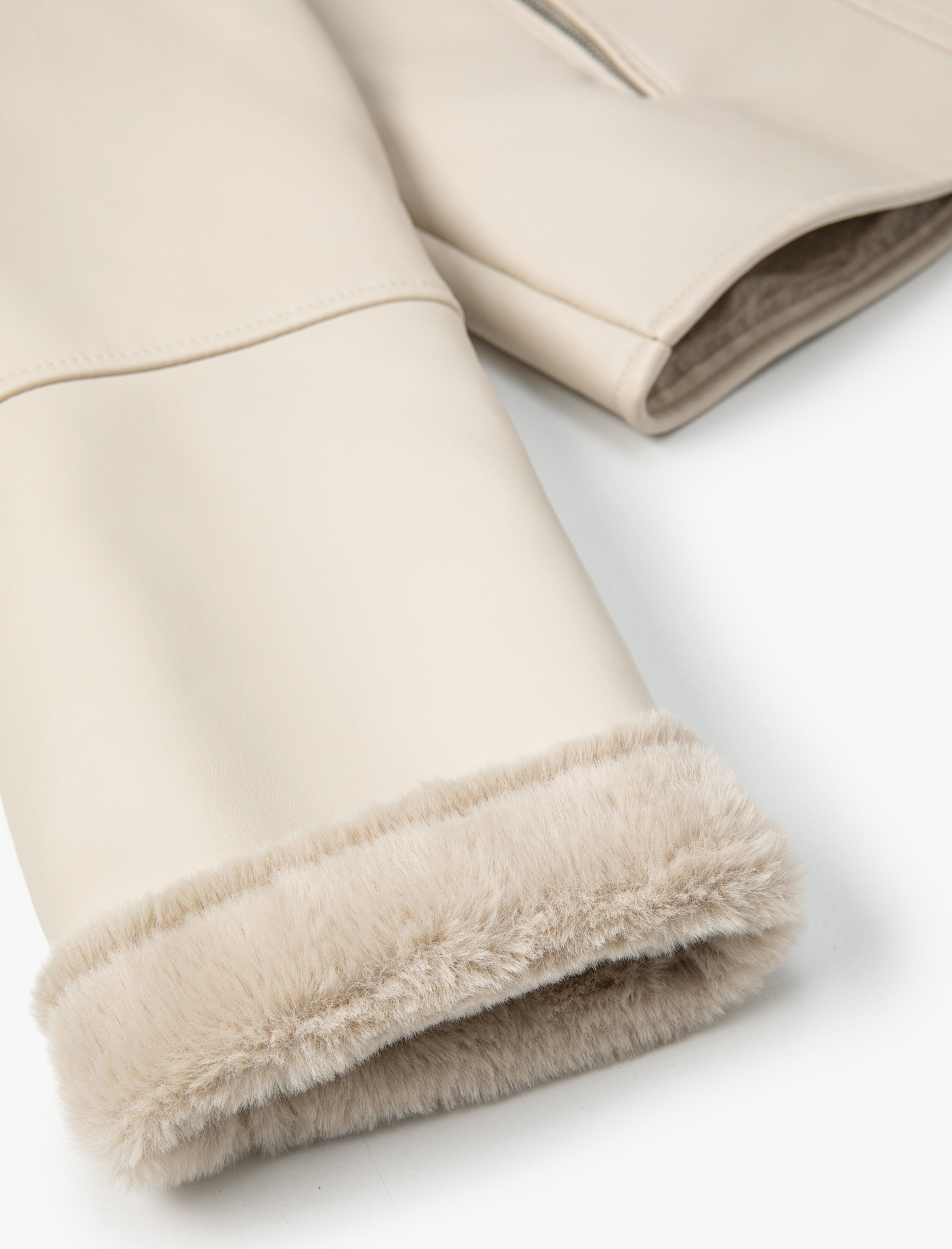   Biker Ceket Suni Deri İçi Suni Kürklü Fermuarlı