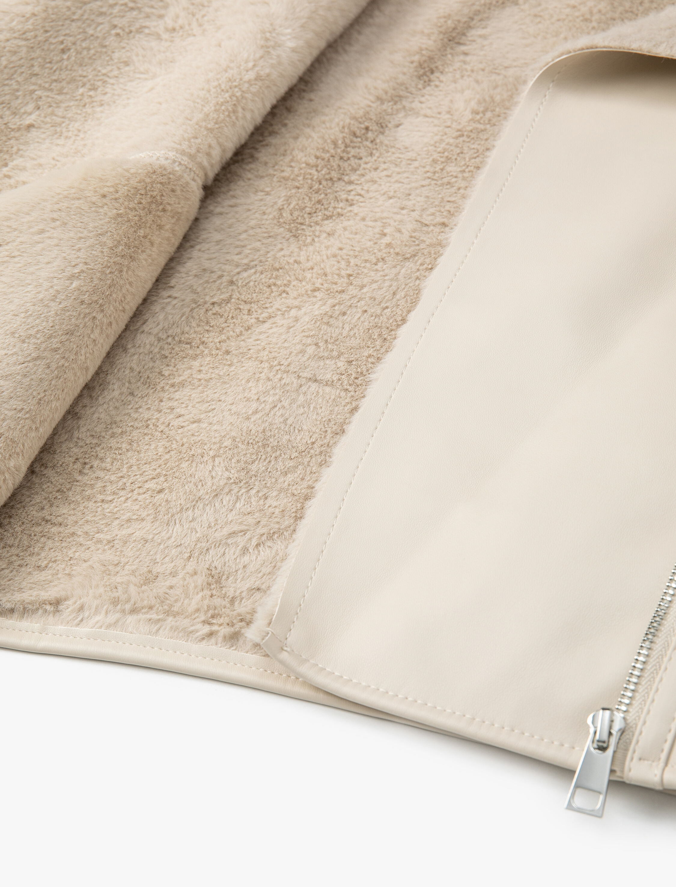   Biker Ceket Suni Deri İçi Suni Kürklü Fermuarlı