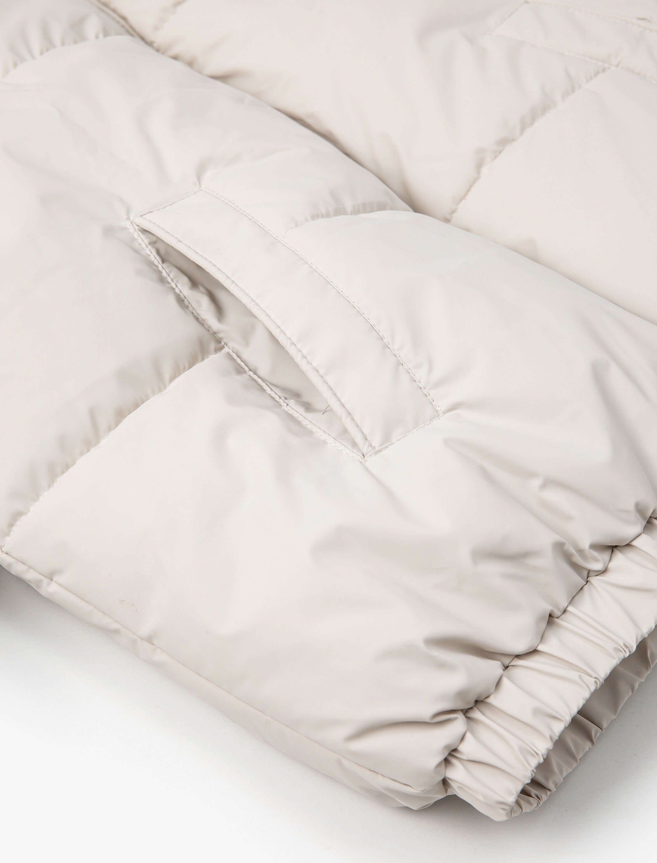   Kısa Şişme Mont Fermuarlı Kapüşonlu Cepli