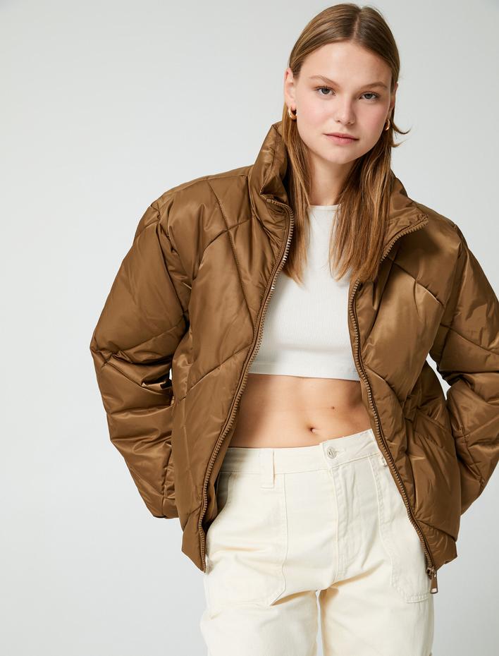  Kapitone Şişme Mont Dik Yaka Fermuarlı Cepli