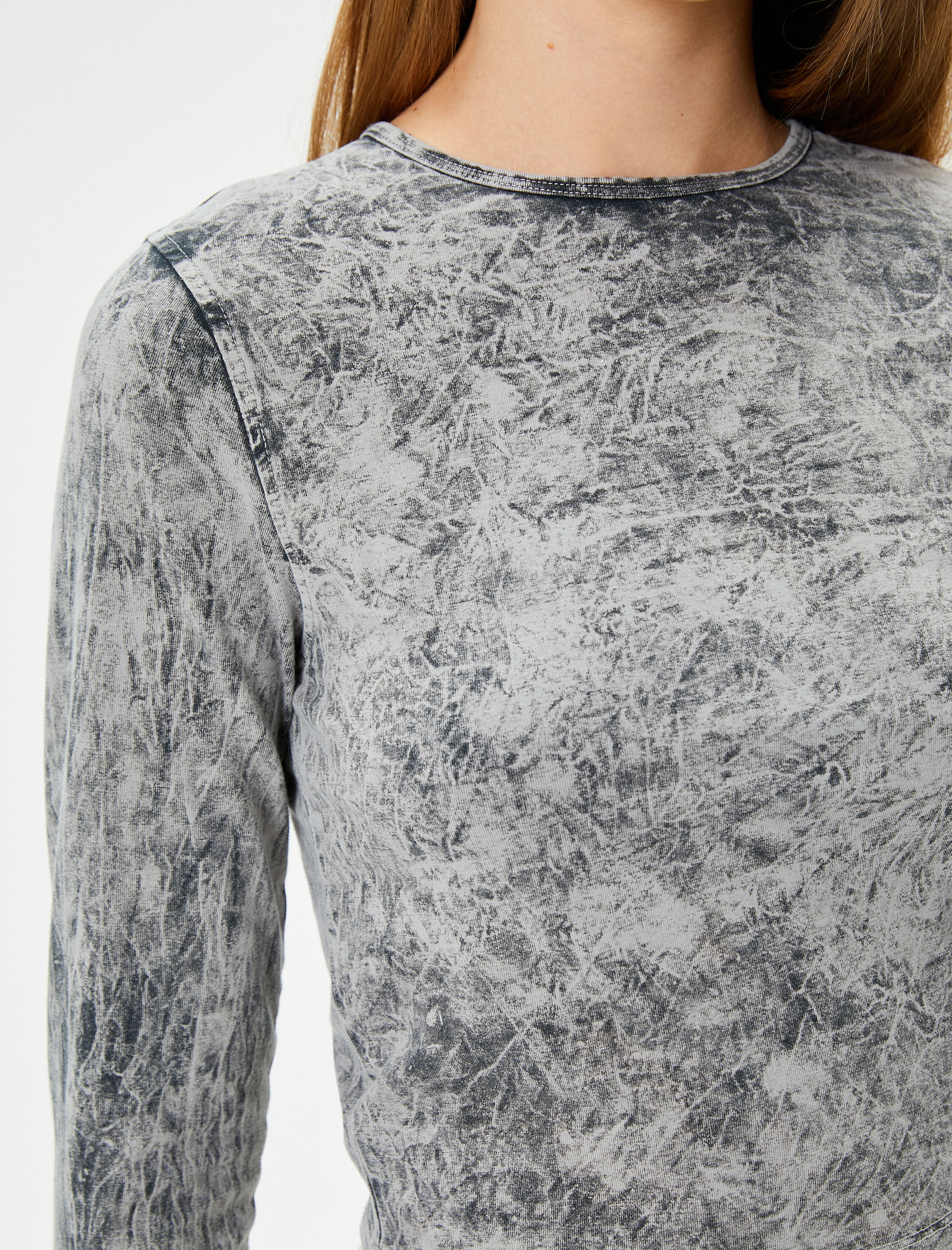   Uzun Kollu Tişört Soluk Efektli Dar Kalıp Bisiklet Yaka Pamuklu