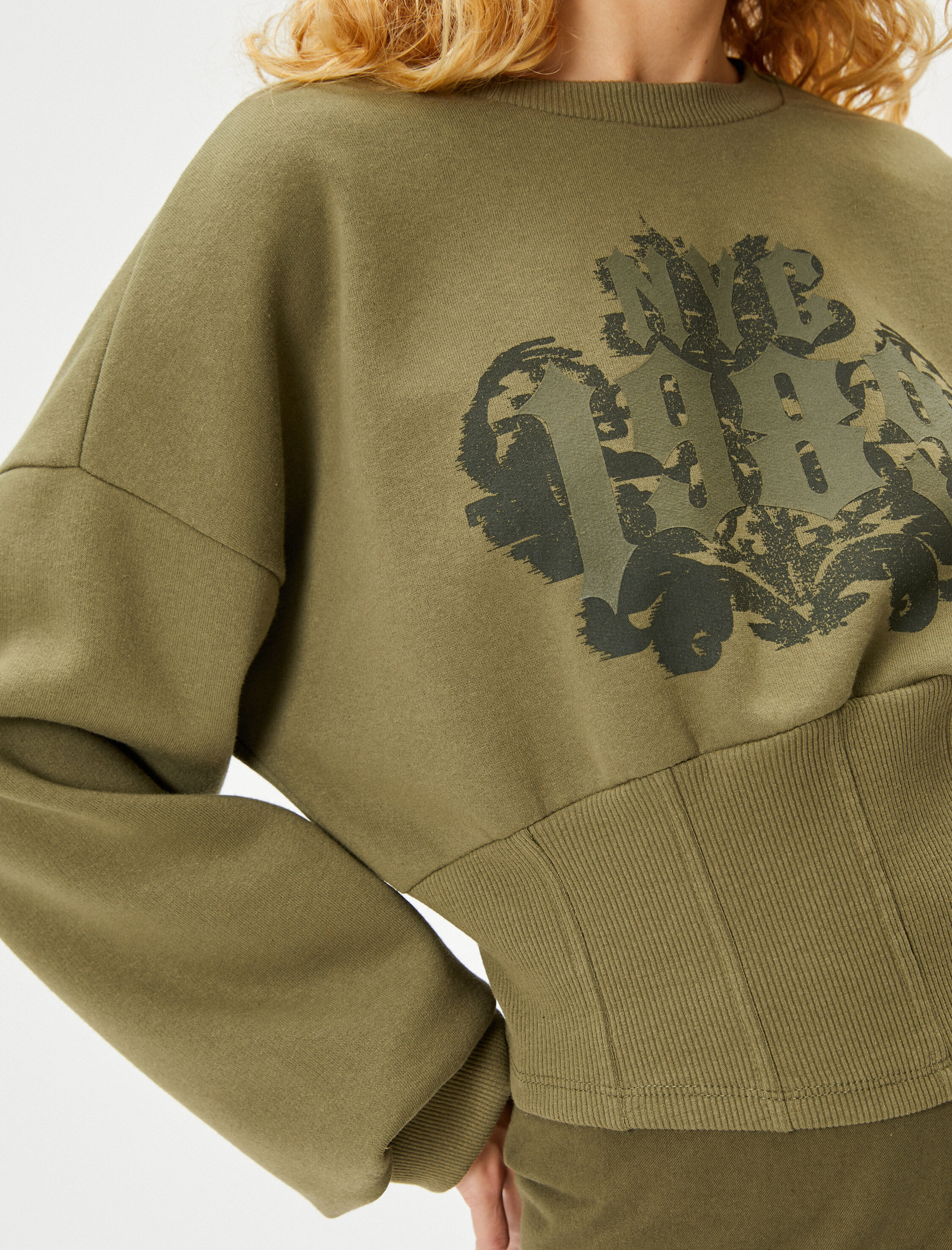   Kolej Crop Sweatshirt Korse Görünümlü Şardonlu Slim Fit