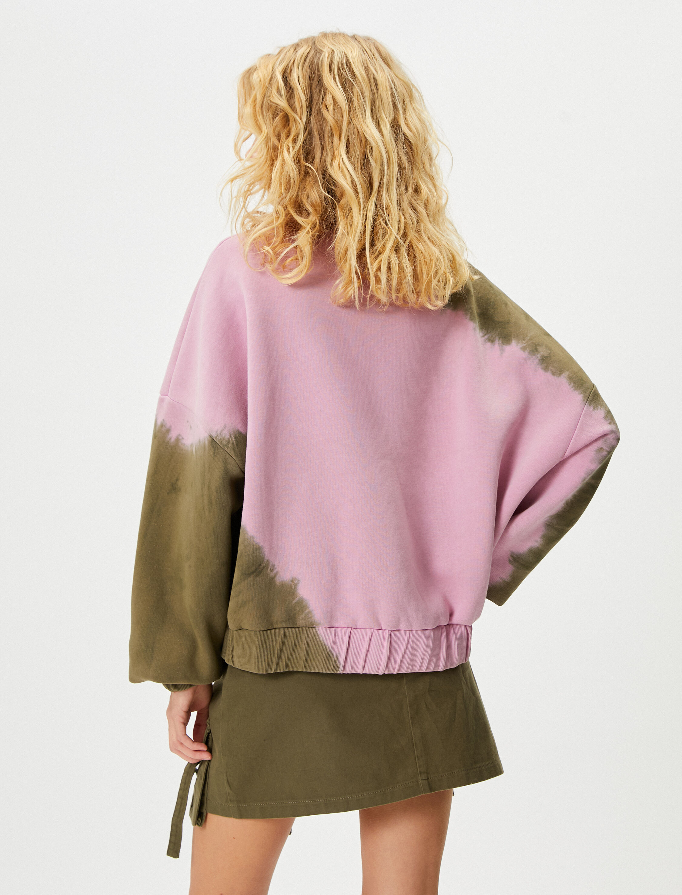   Şardonlu Batik Desenli Oversize Sweatshirt Bisiklet Yaka Uzun Kollu