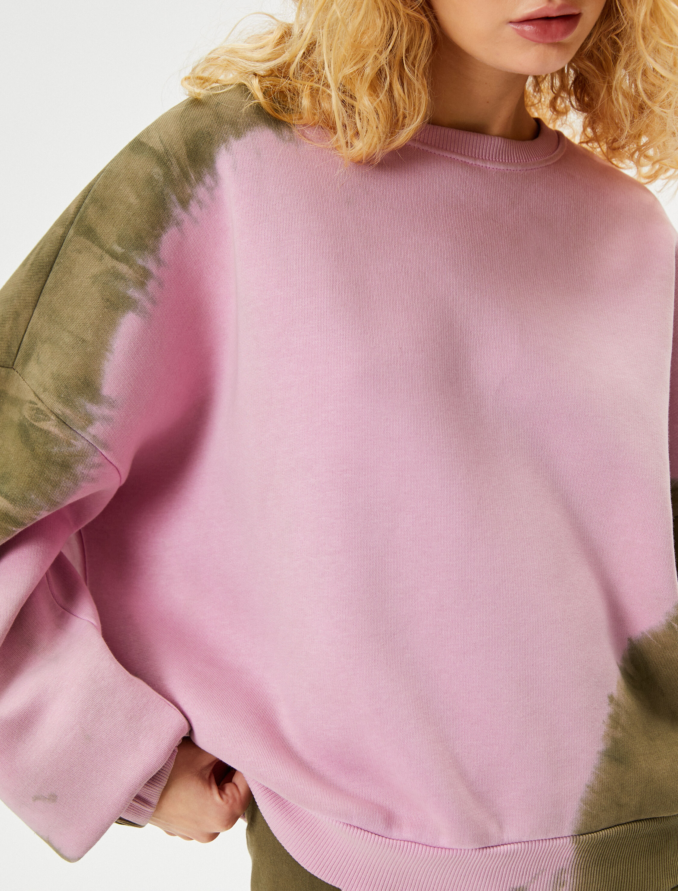   Şardonlu Batik Desenli Oversize Sweatshirt Bisiklet Yaka Uzun Kollu