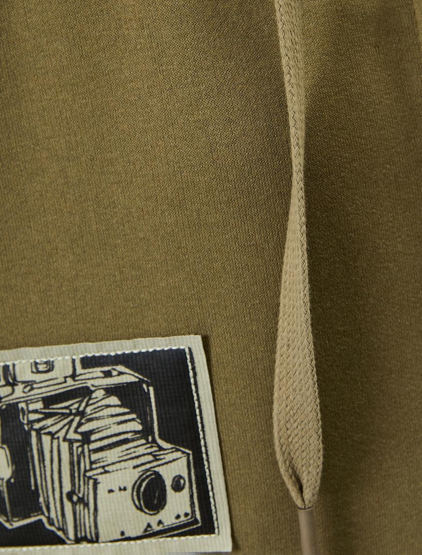   Oversize Kapşonlu Fermuarlı Sweatshirt Şardonlu Arkası Aplike Detaylı Cepli