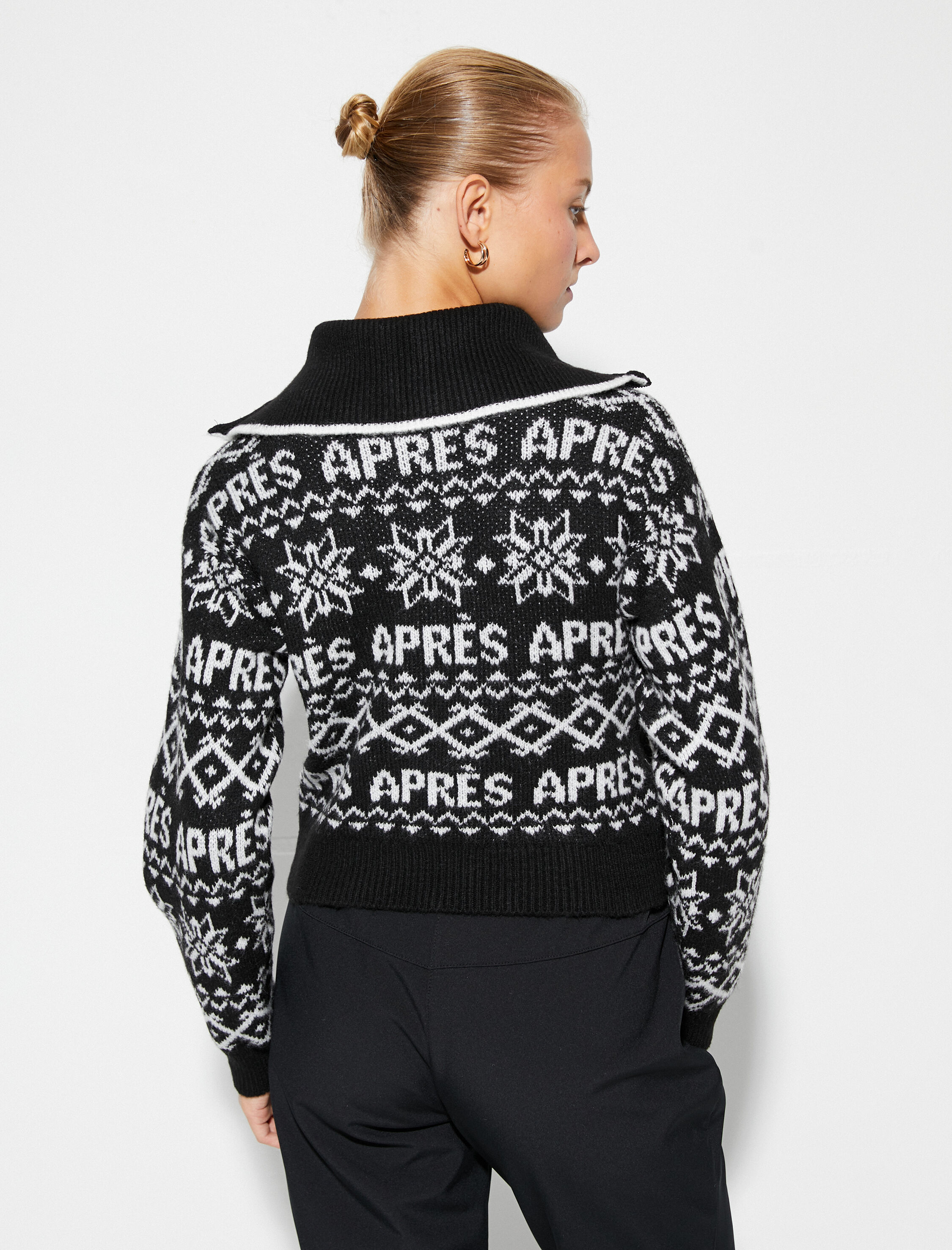   Örgü Kazak Yarım Fermuarlı Geniş Yaka Desenli