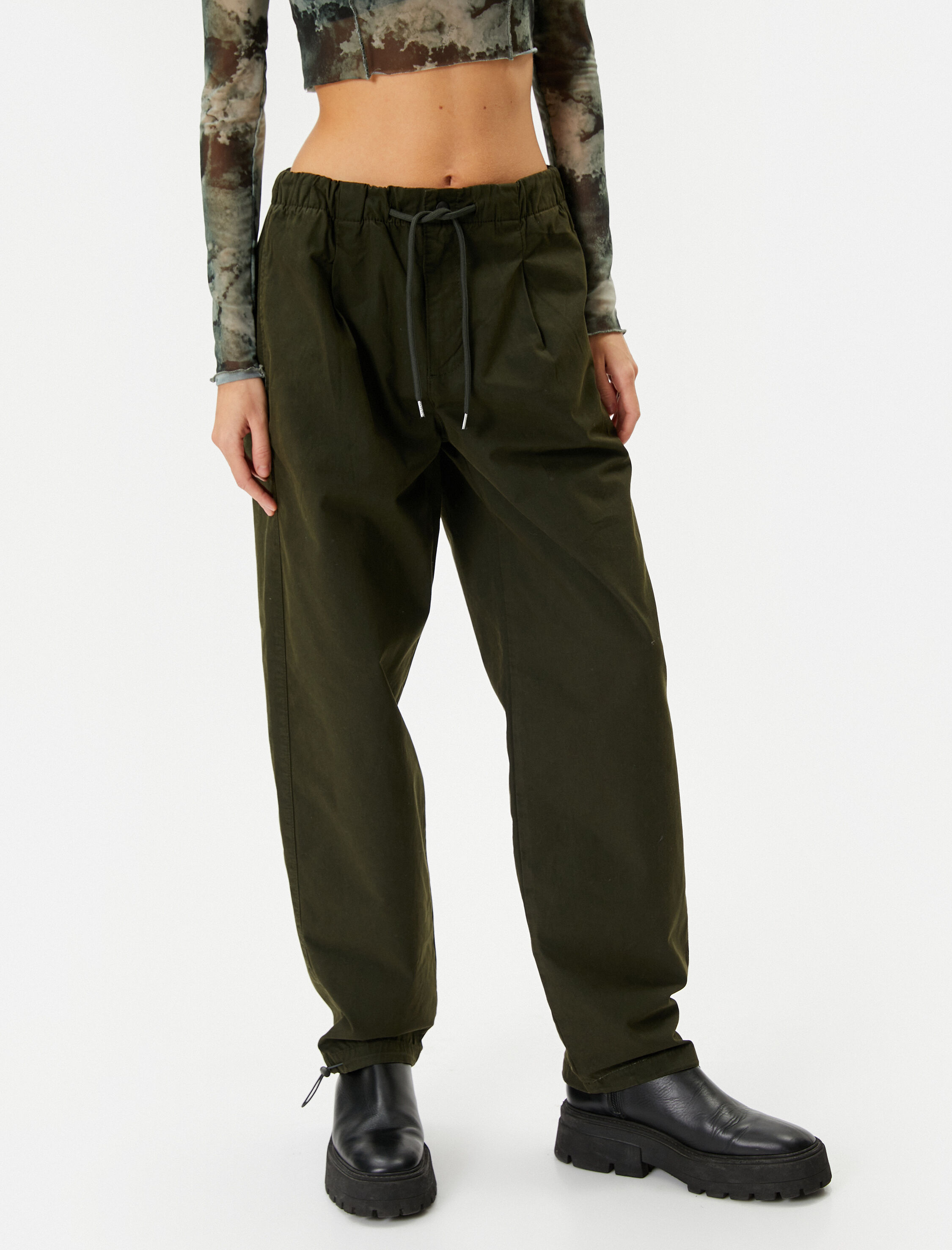   Paraşüt Pantolon Oversize Cepli Beli ve Paçaları Lastikli Stoperli Pamuklu