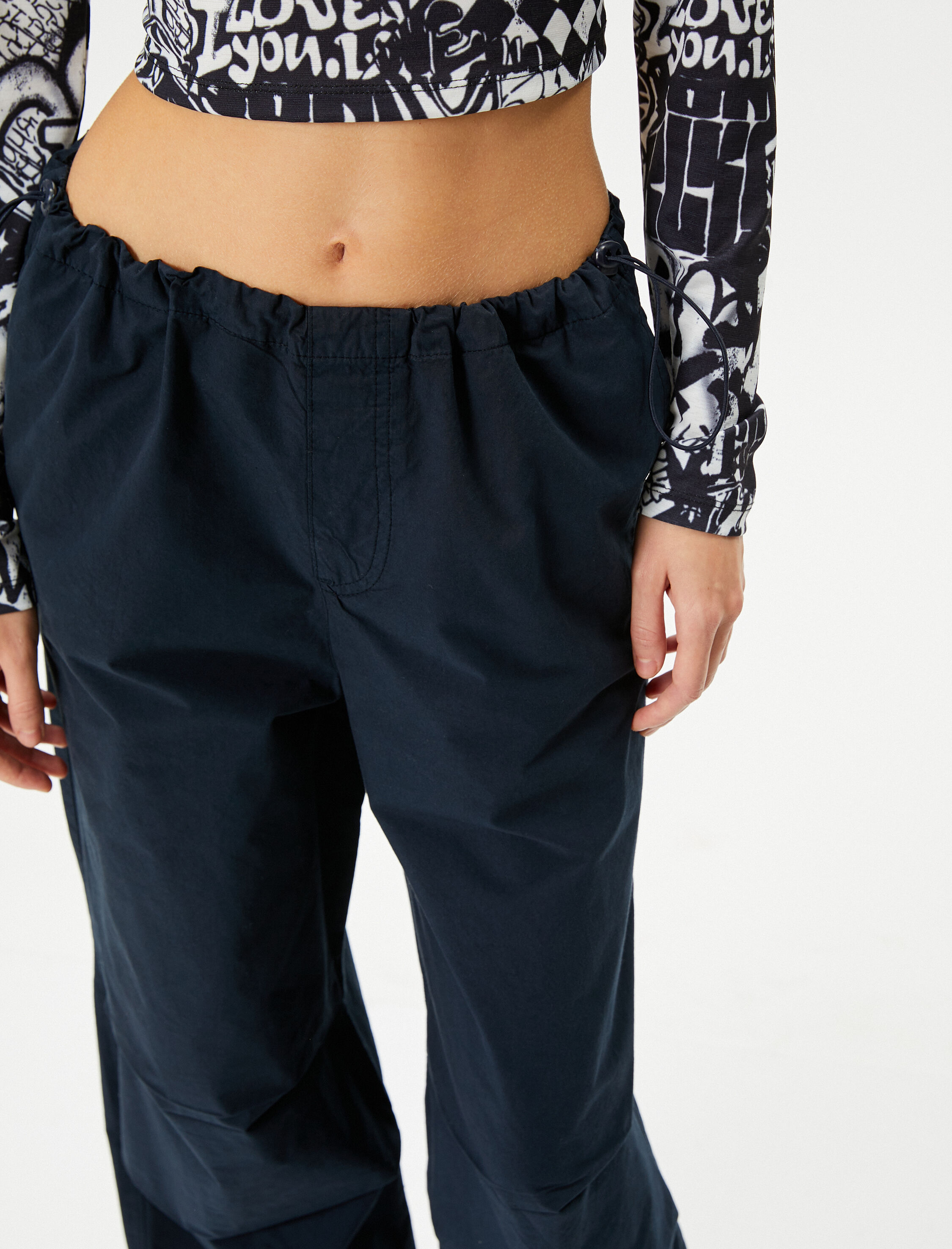   Oversize Paraşüt Pantolon Kat Detaylı Cepli Pamuklu