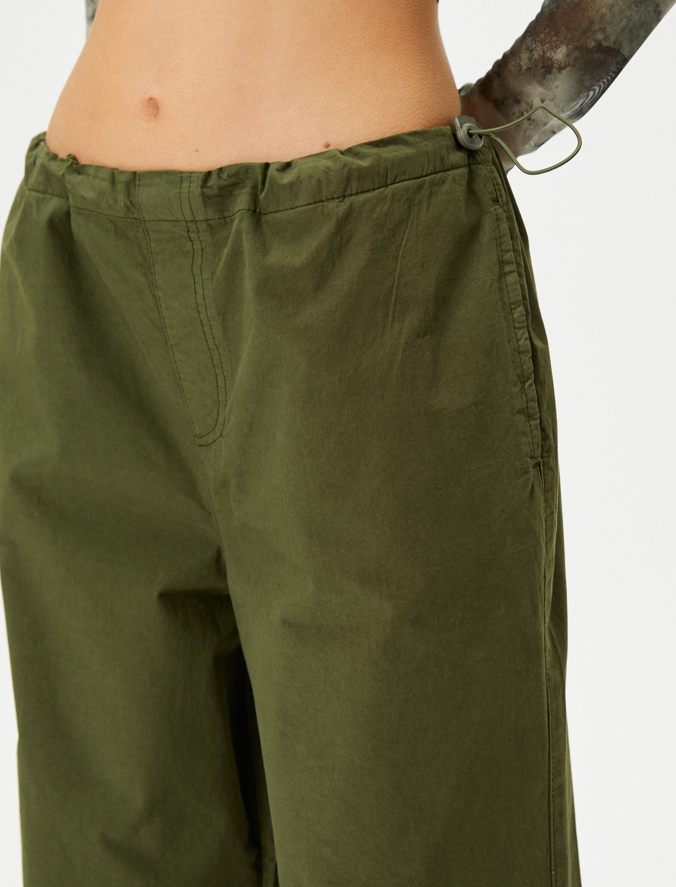   Oversize Paraşüt Pantolon Kat Detaylı Cepli Pamuklu