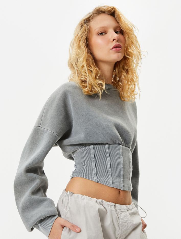  Şardonlu Crop Sweatshirt Korse Görünümlü Soluk Efektli Dar Kalıp Uzun Kollu Bisiklet Yaka