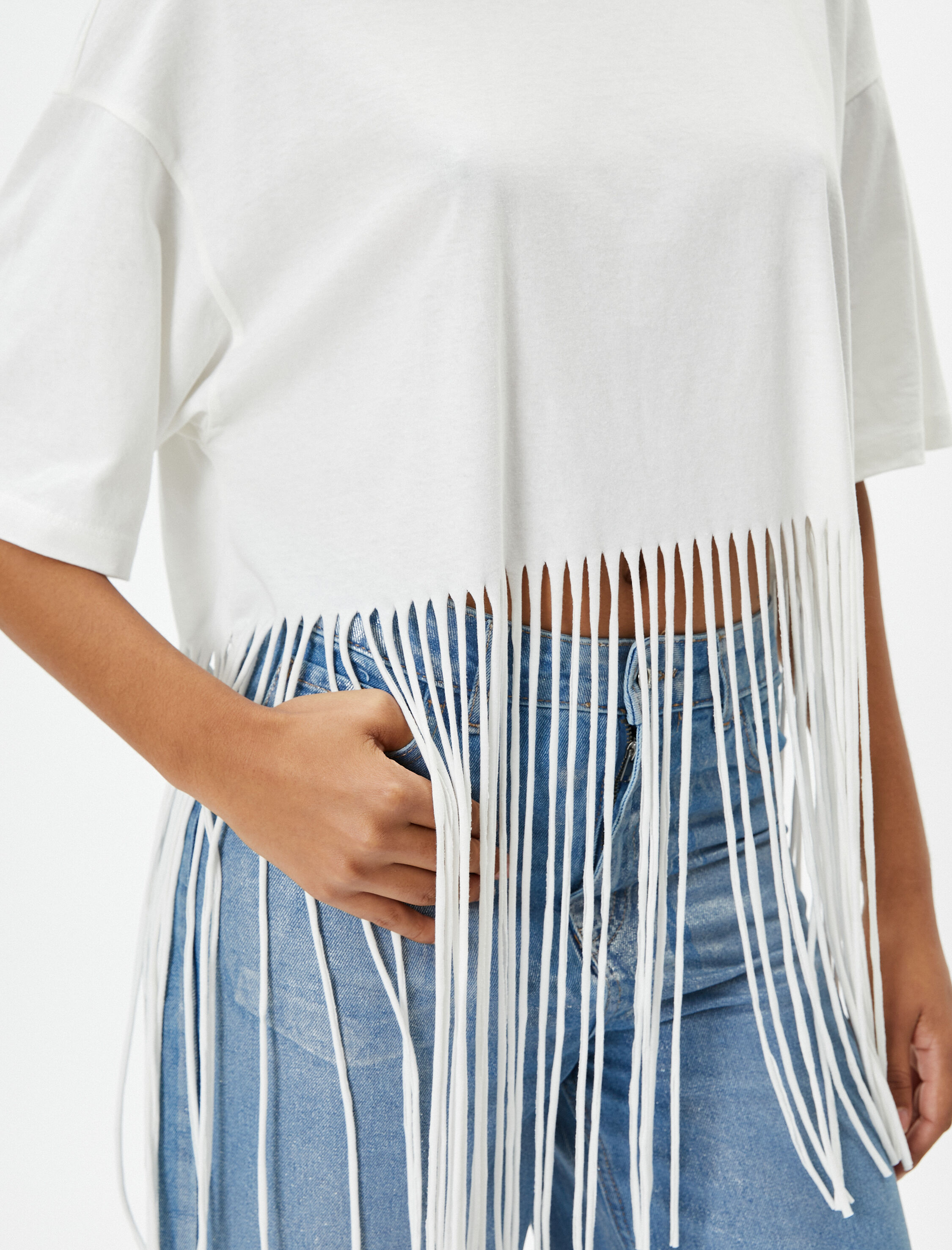   Püsküllü Crop Tişört Kısa Kollu Bisiklet Yaka Pamuklu