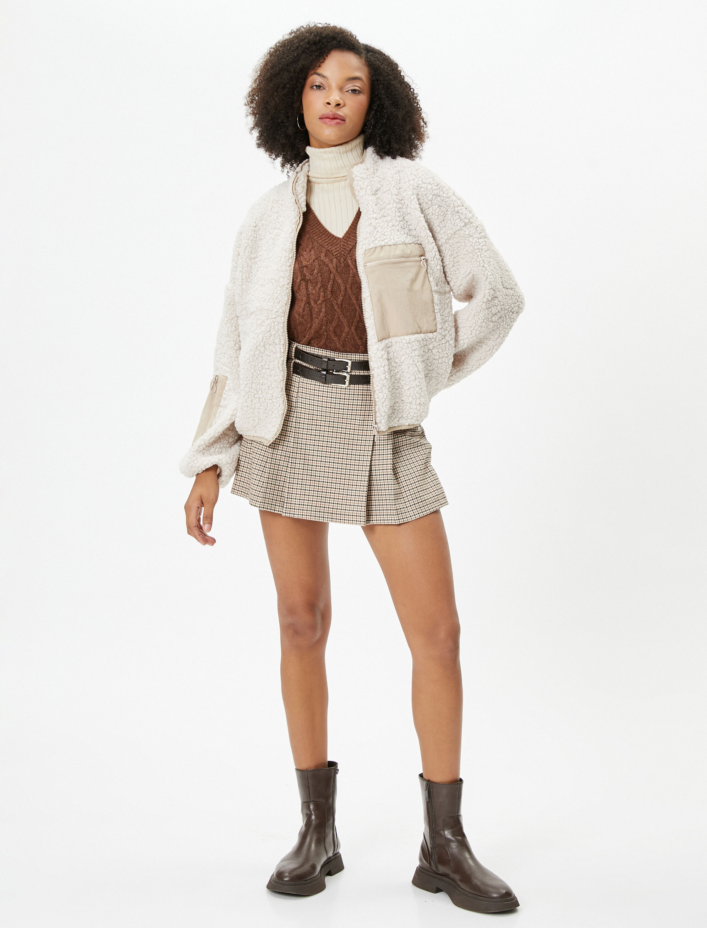   Peluş Sweatshirt Fermuarlı Dik Yaka Cep Detaylı İki Farklı Kumaş Kullanımlı