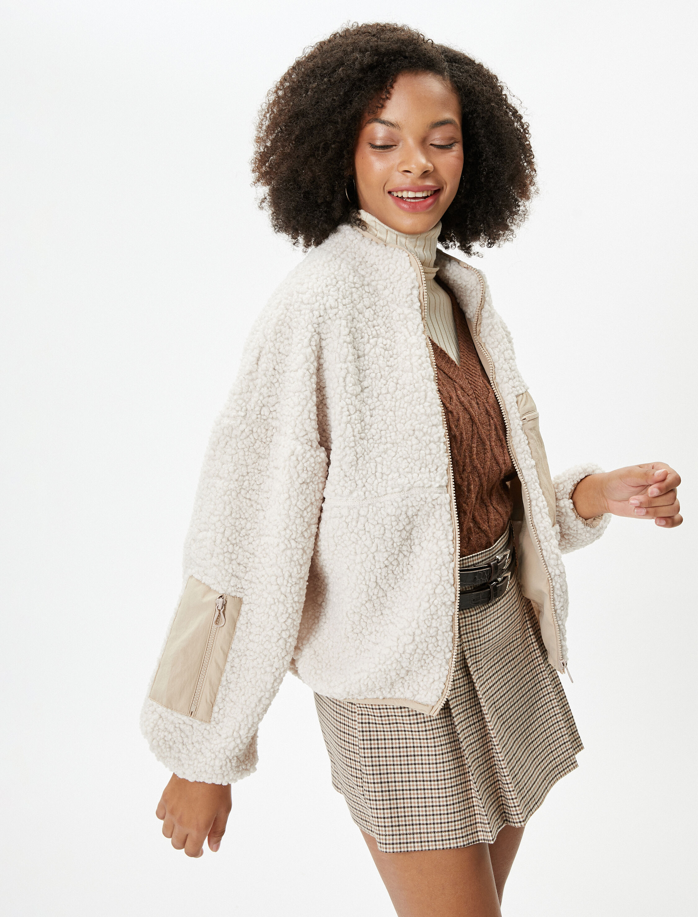   Peluş Sweatshirt Fermuarlı Dik Yaka Cep Detaylı İki Farklı Kumaş Kullanımlı