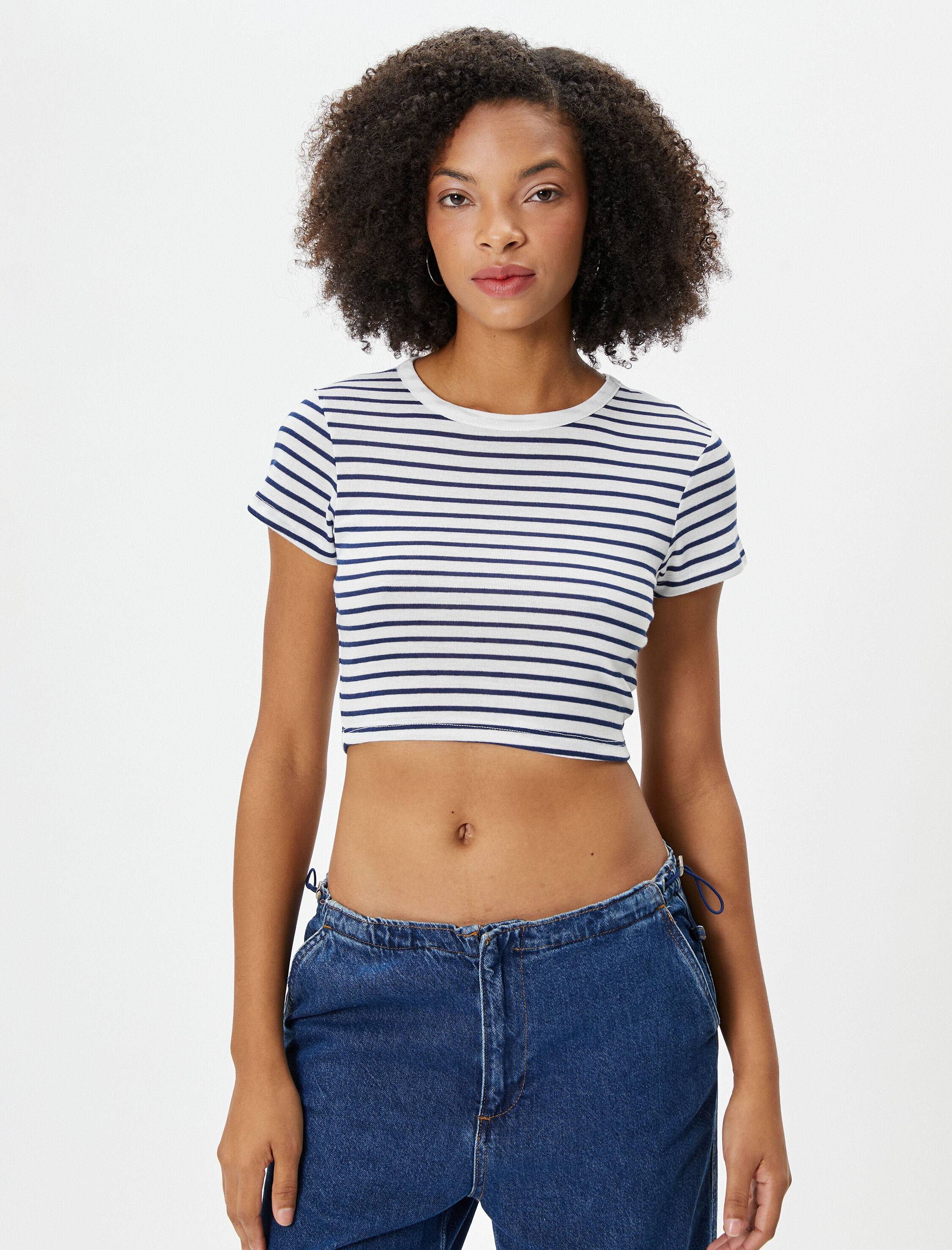   Crop Tişört Kısa Kollu Bisiklet Yaka Slim Fit