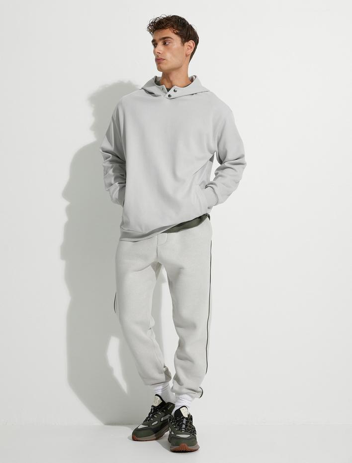  Kapşonlu Sweat Çıtçıt Düğmeli Cep Detaylı Yüksek Yaka Ribanalı