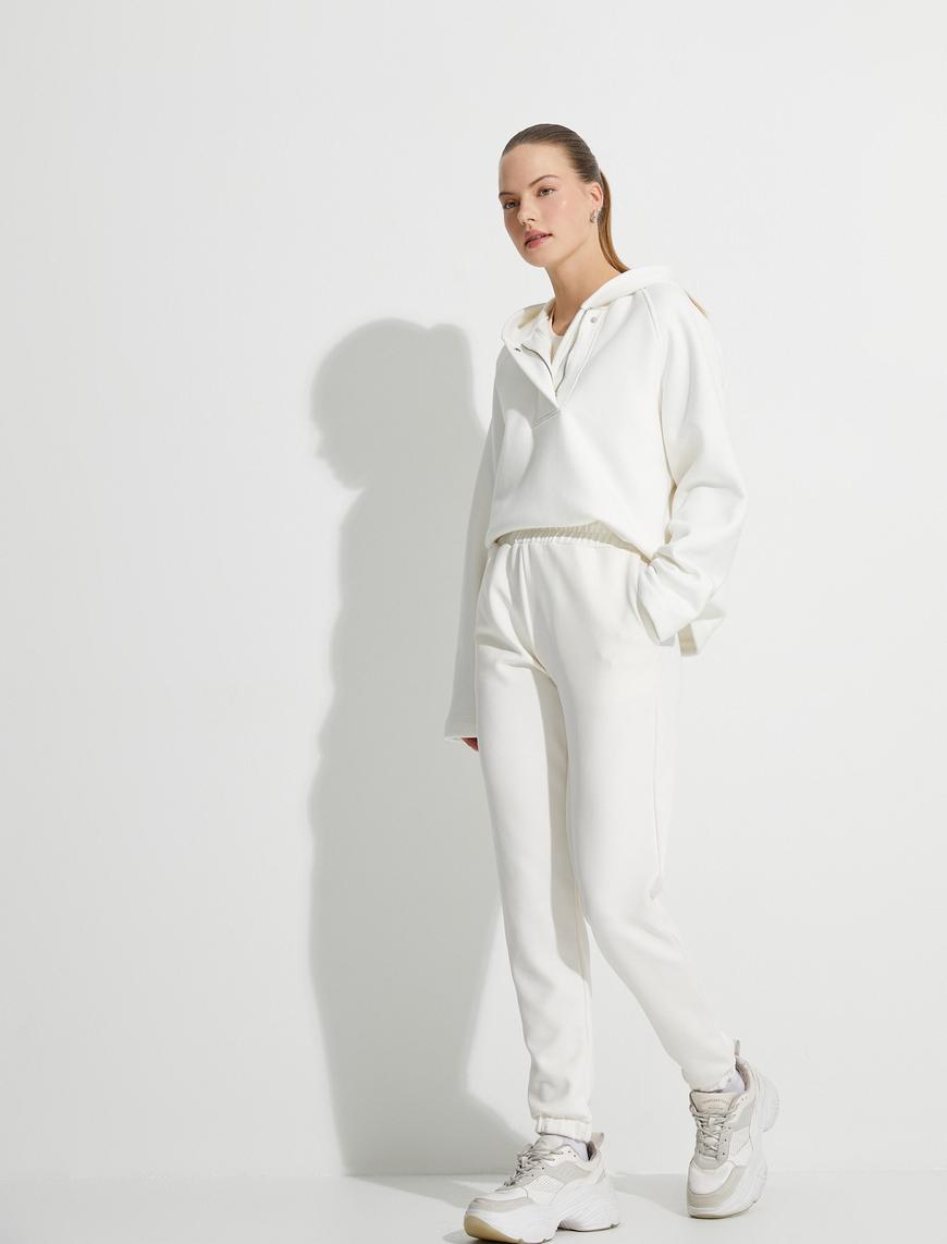   Şardonlu Kapüşonlu Basic Sweatshirt Yarım Fermuarlı Düğme Detaylı