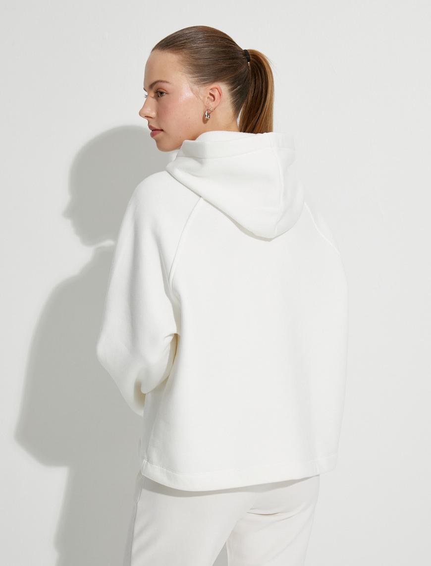   Şardonlu Kapüşonlu Basic Sweatshirt Yarım Fermuarlı Düğme Detaylı