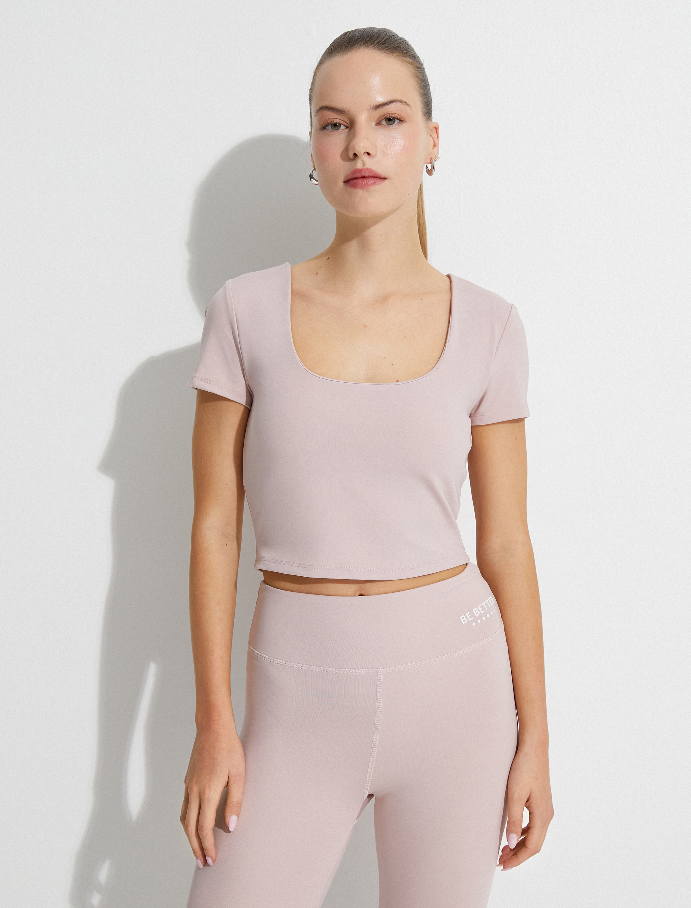   Crop Kısa Kollu Spor Tişört U Yaka Basic Dar Kalıp