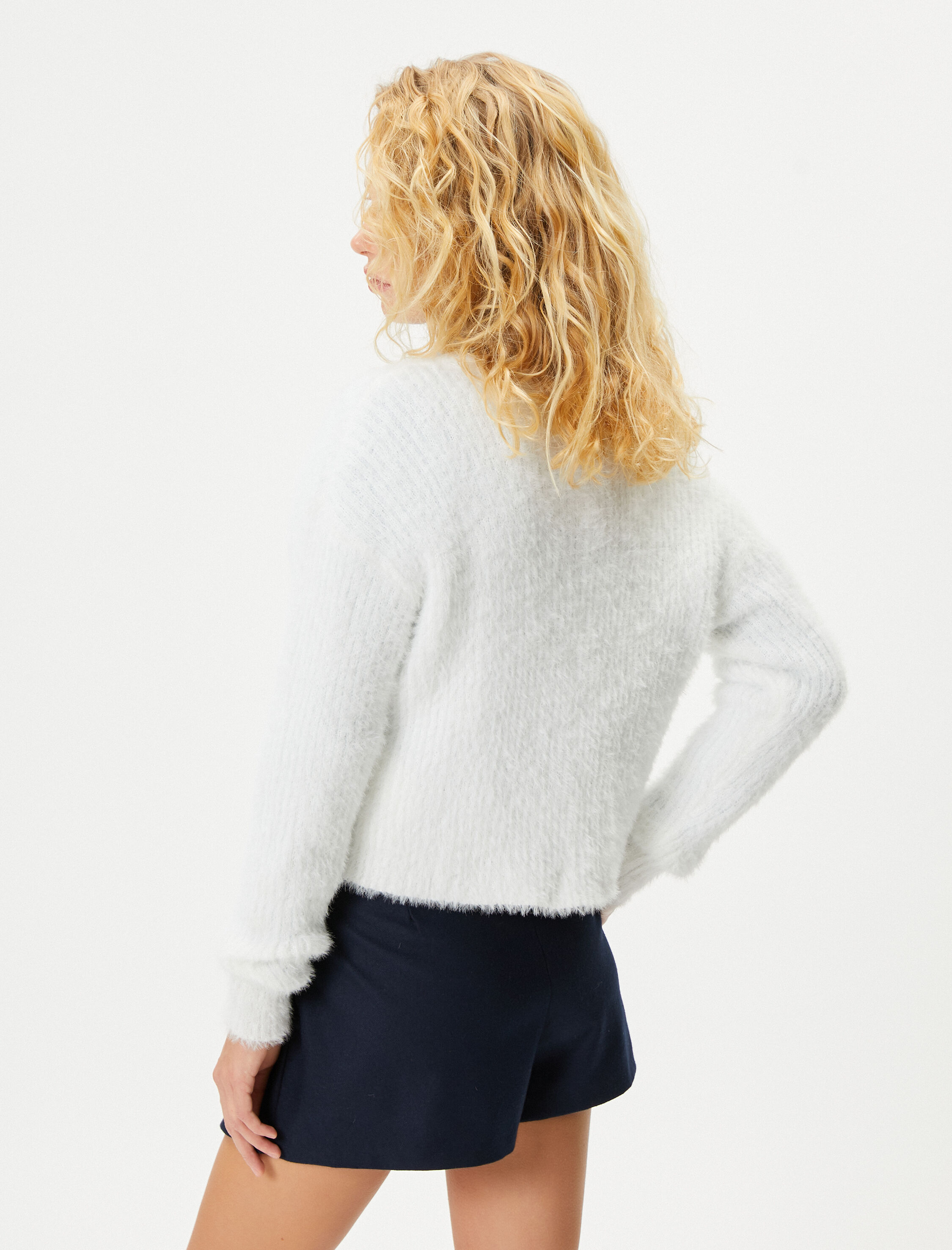 Peluş Triko Crop Hırka Uzun Kollu Düğmeli V Yaka