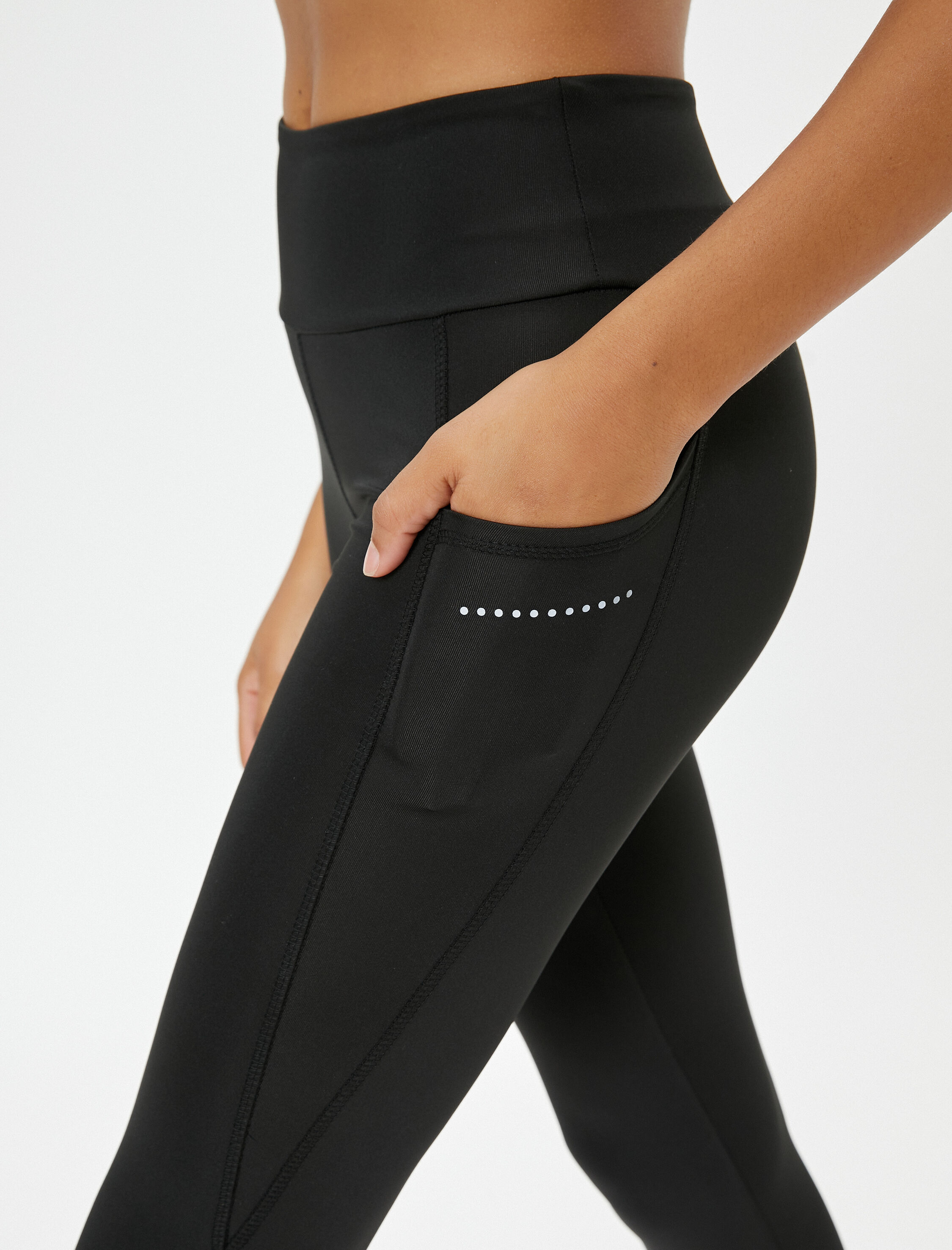   Spor Tayt Aplike Cep Detaylı Yüksek Bel Dikiş ve Baskı Detaylı