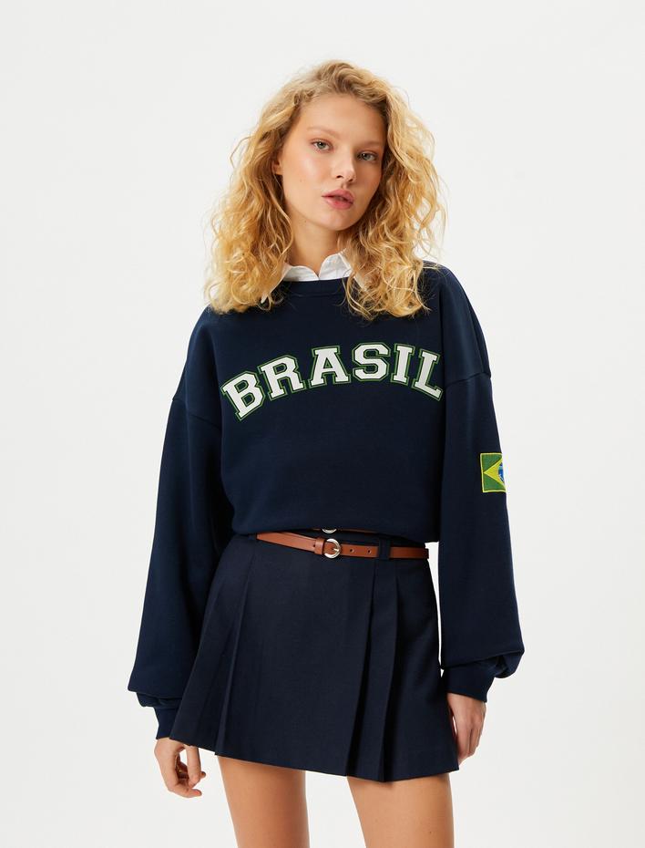  Şardonlu Brasil Sweatshirt Uzun Kollu Bisiklet Yaka Aplike Detaylı Pamuklu