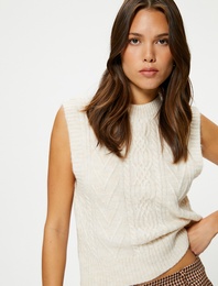 Dik Yaka Süveter Saç Örgüsü Motifli