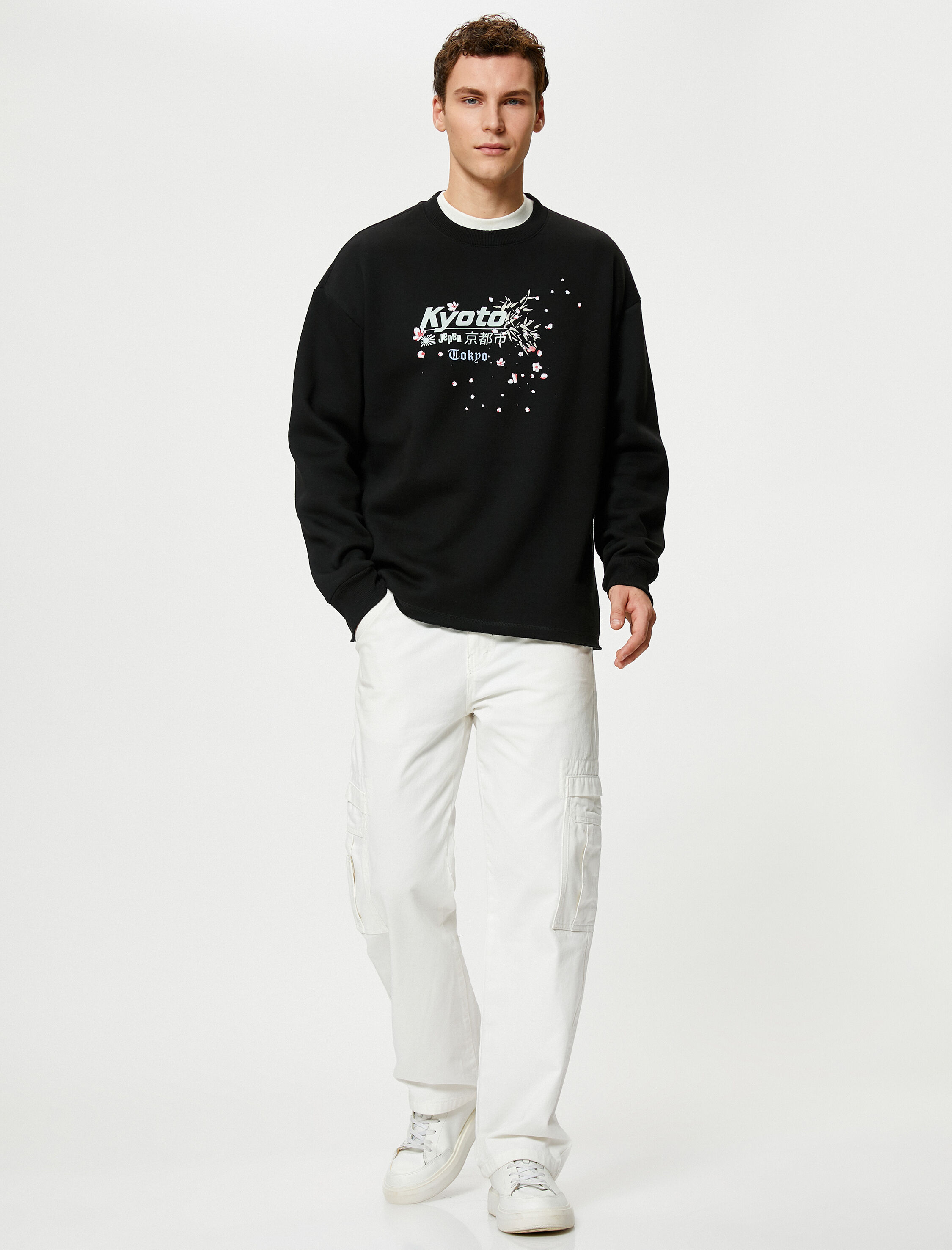   Arkası Baskılı Sweat Uzakdoğu Temalı Rahat Kesim Bisiklet Yaka Şardonlu