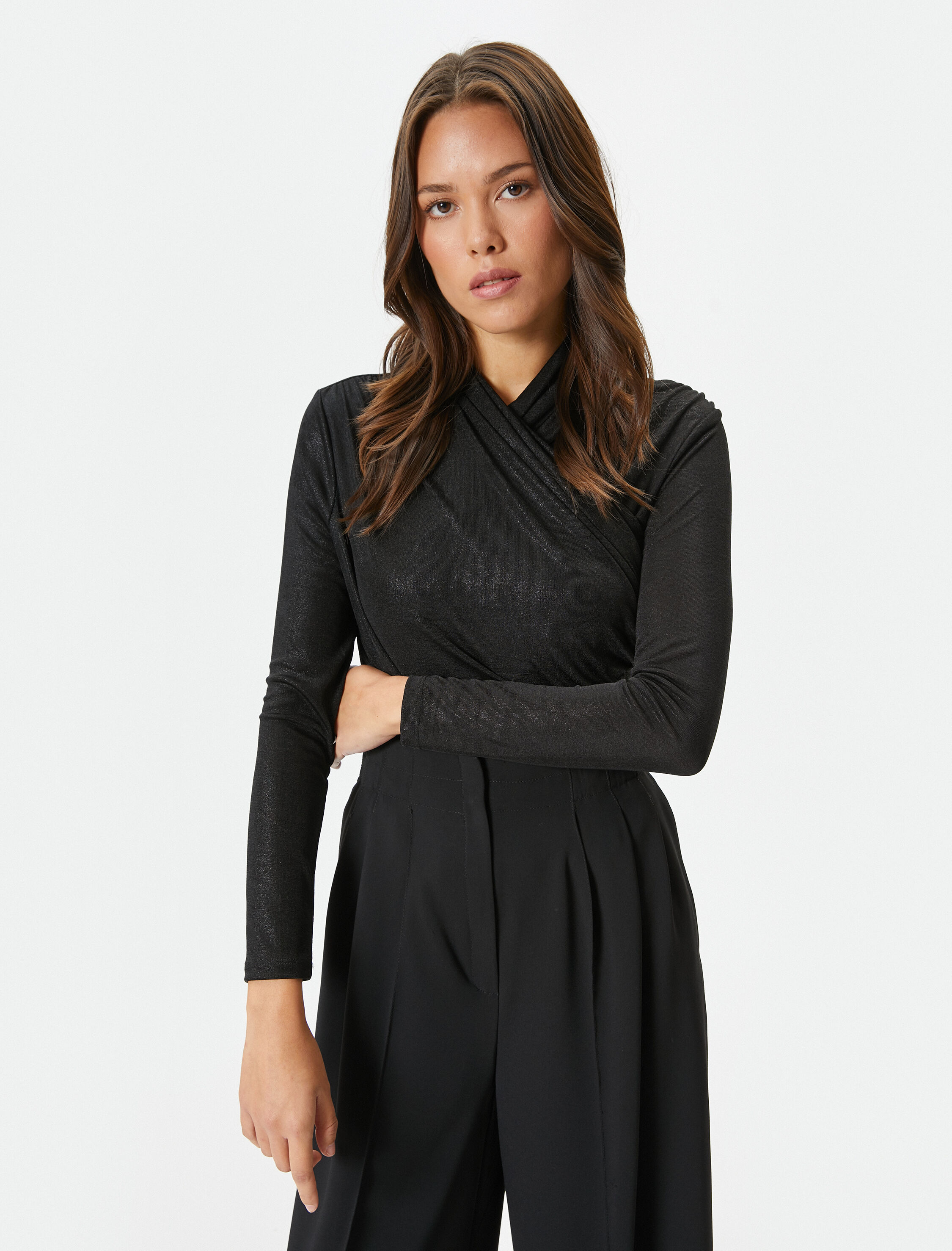   Parlak Kruvaze Tişört Dik Yaka Uzun Kollu