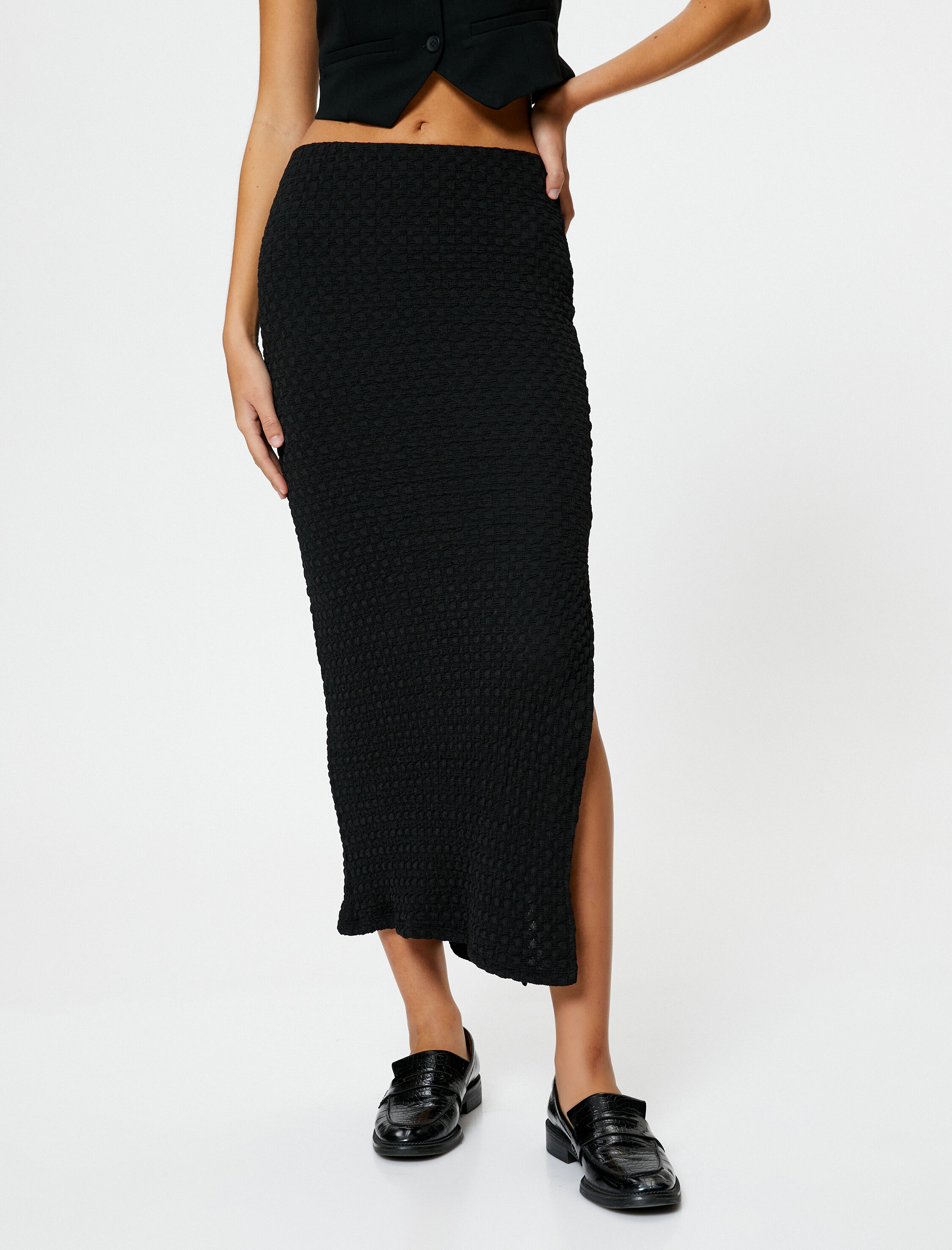   Midi Etek Yırtmaç Detaylı Dokulu Standart Bel