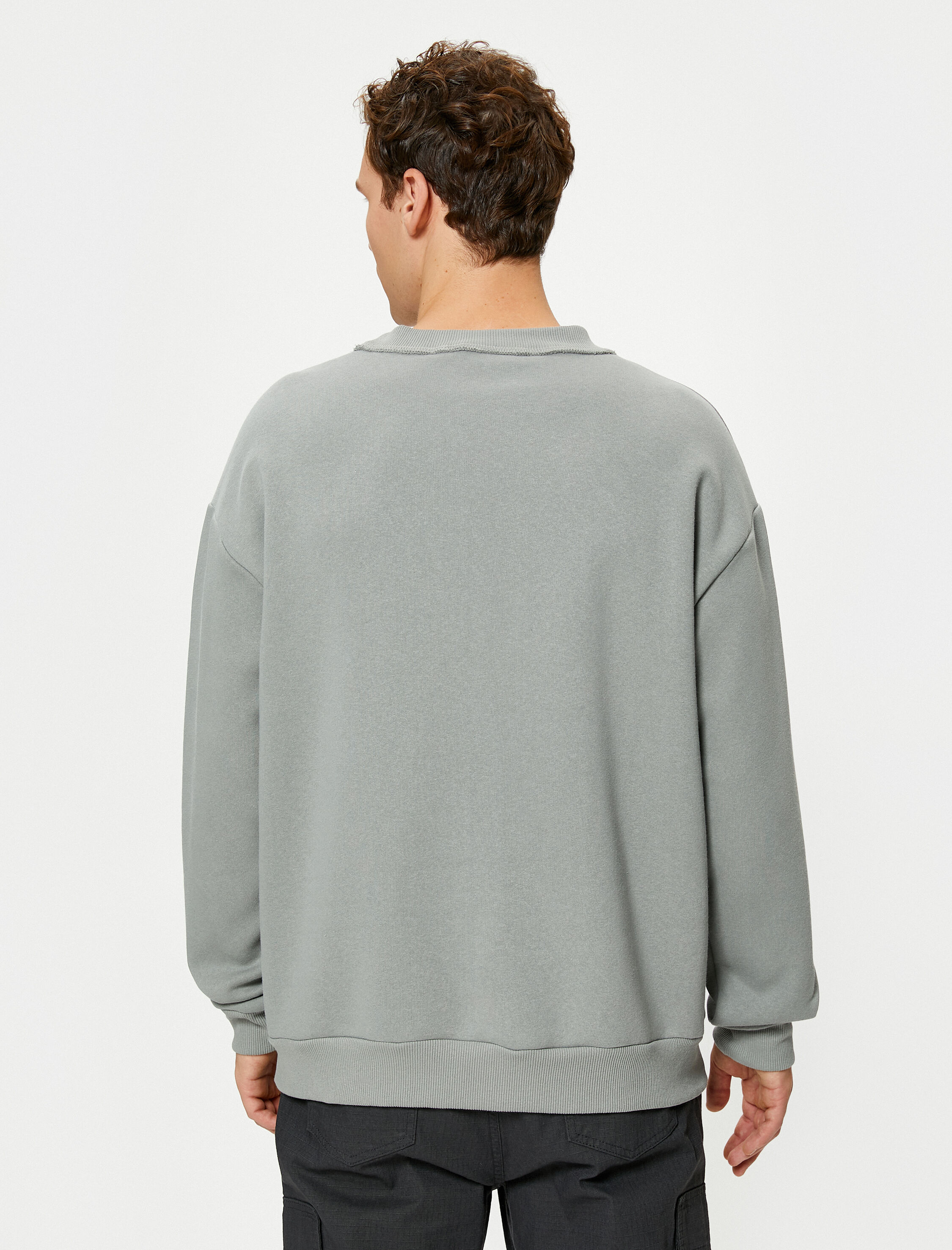   Çakmaktaşlar Bisiklet Yaka Sweat Rahat Kesim Lisanslı Baskılı Şardonlu