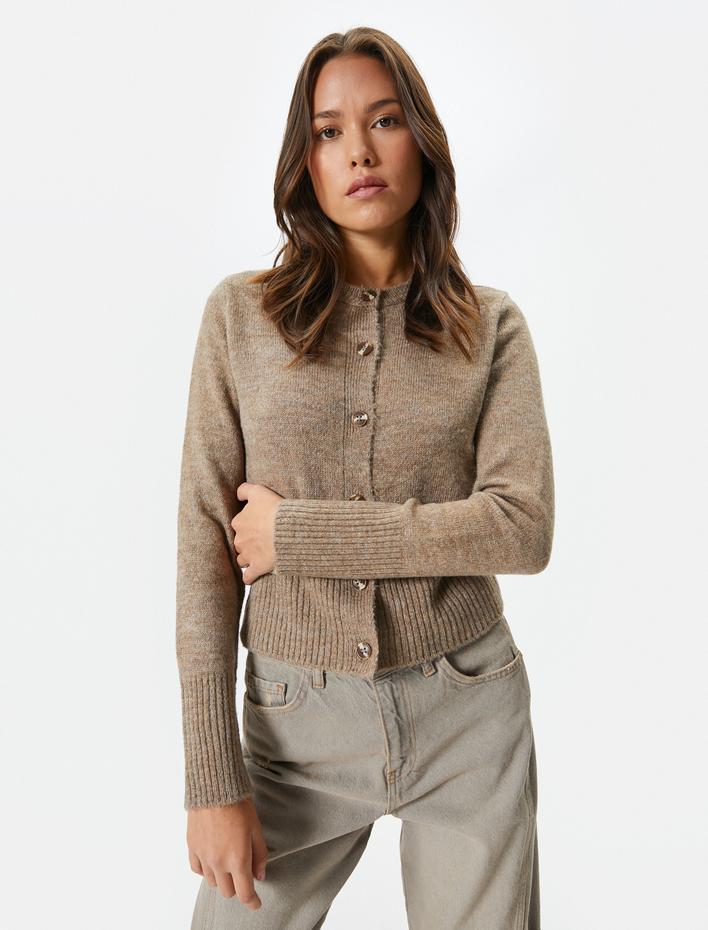  Triko Hırka Düğmeli Bisiklet Yaka