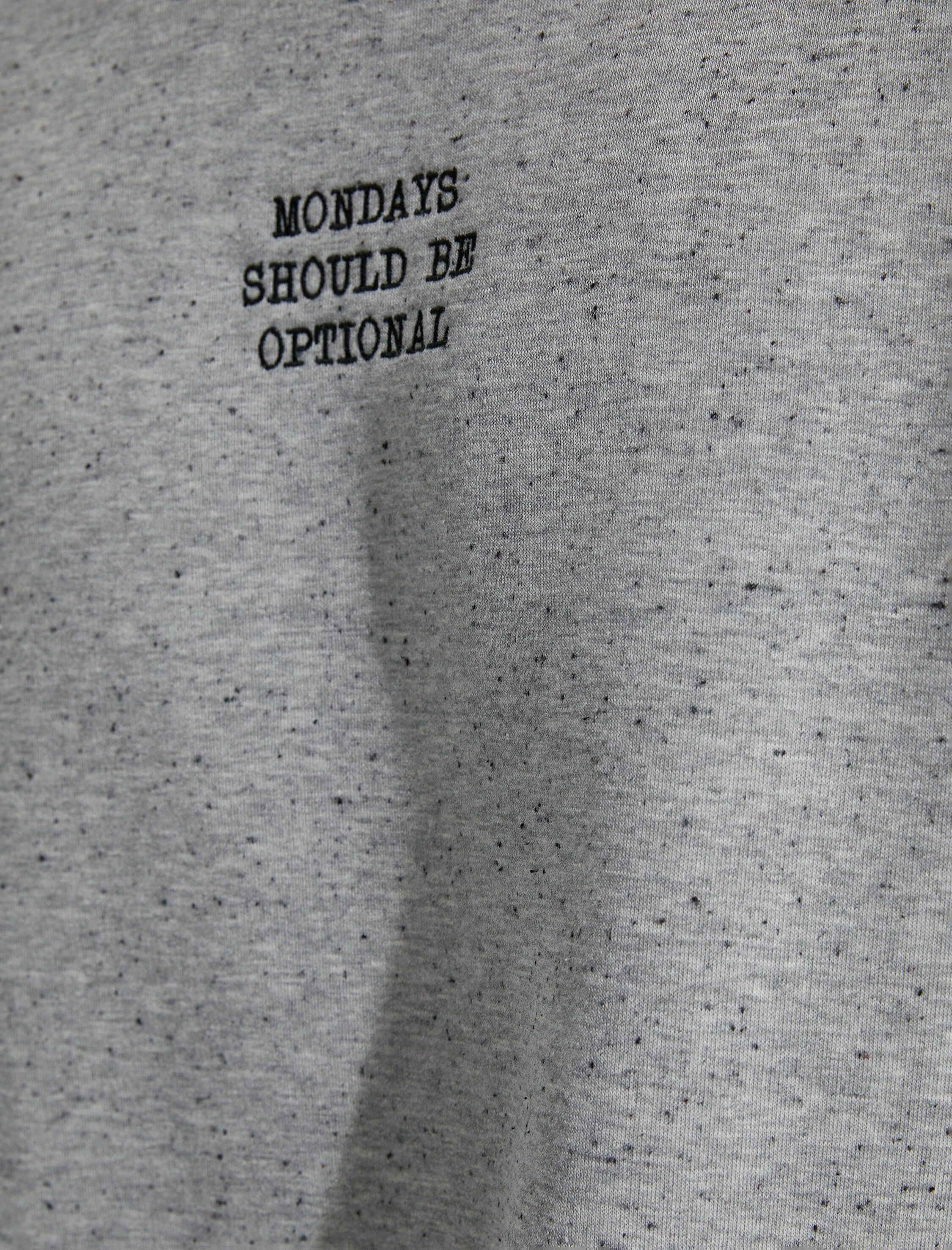   Slogan İşlemeli Sweatshirt Bisiklet Yaka Kırçıllı Düşük Omuzlu Şardonlu