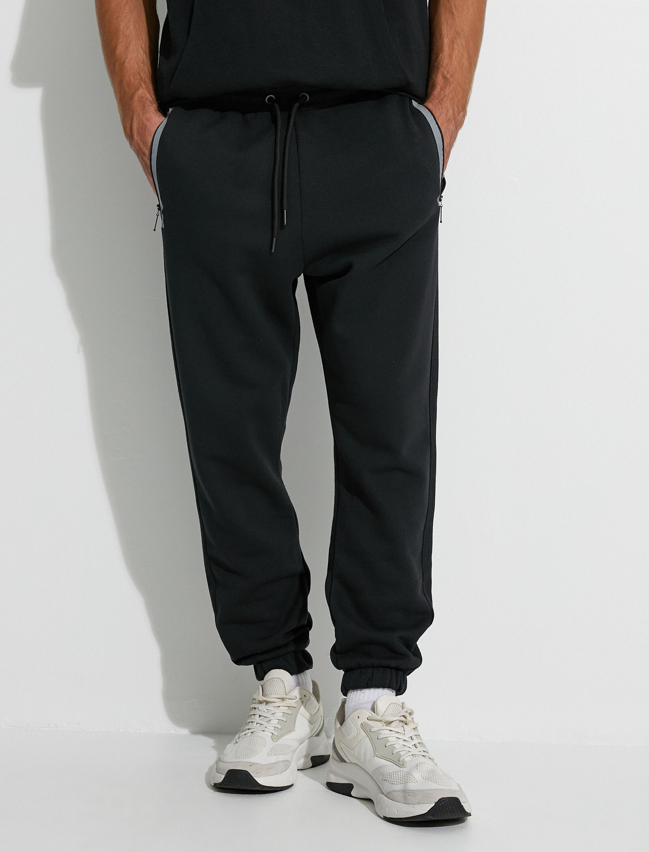   Jogger Eşofman Altı Beli Bağcıklı Fermuar Cep Detaylı Şardonlu