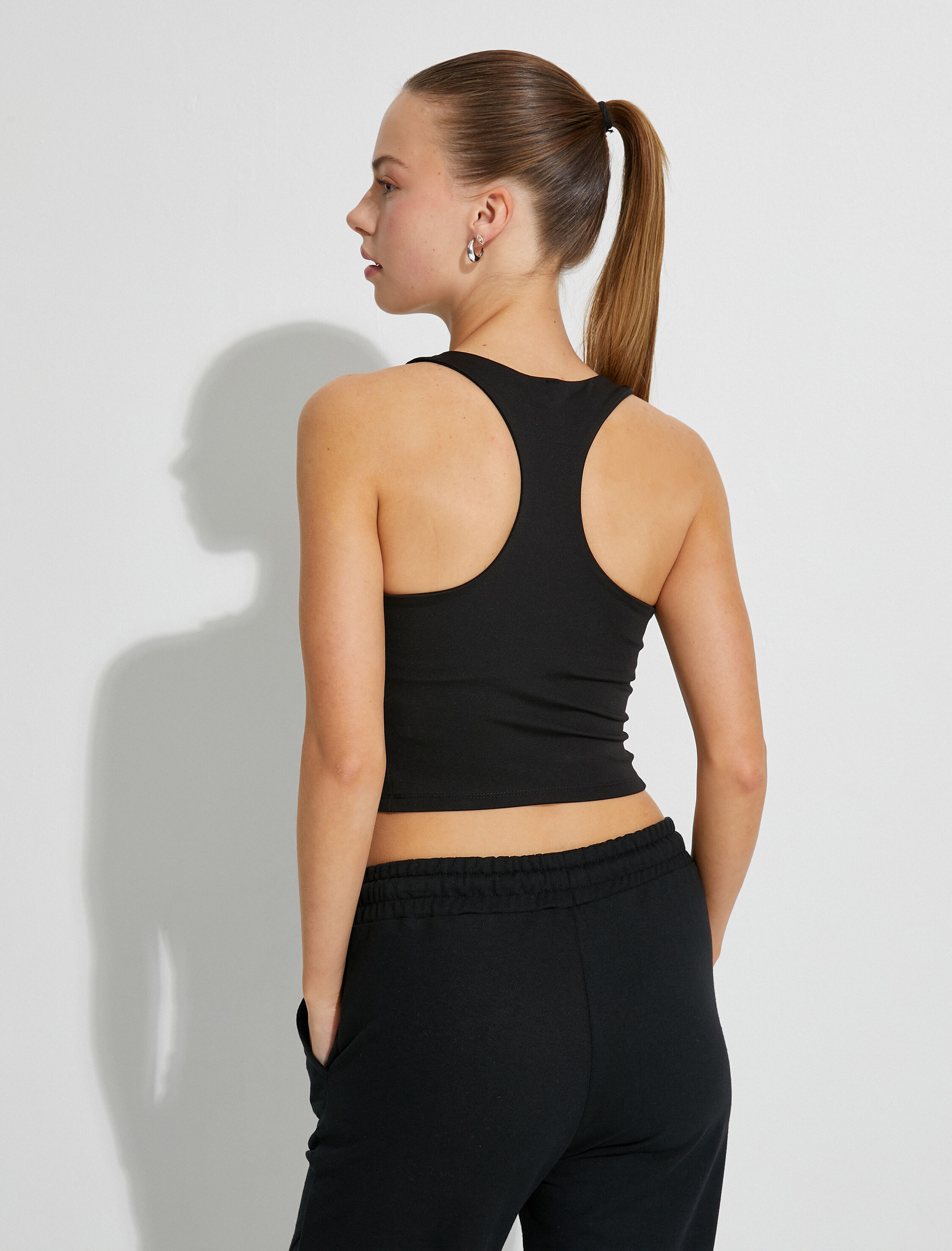   Yarım Atlet Sütyen Halter Yaka Kapsız