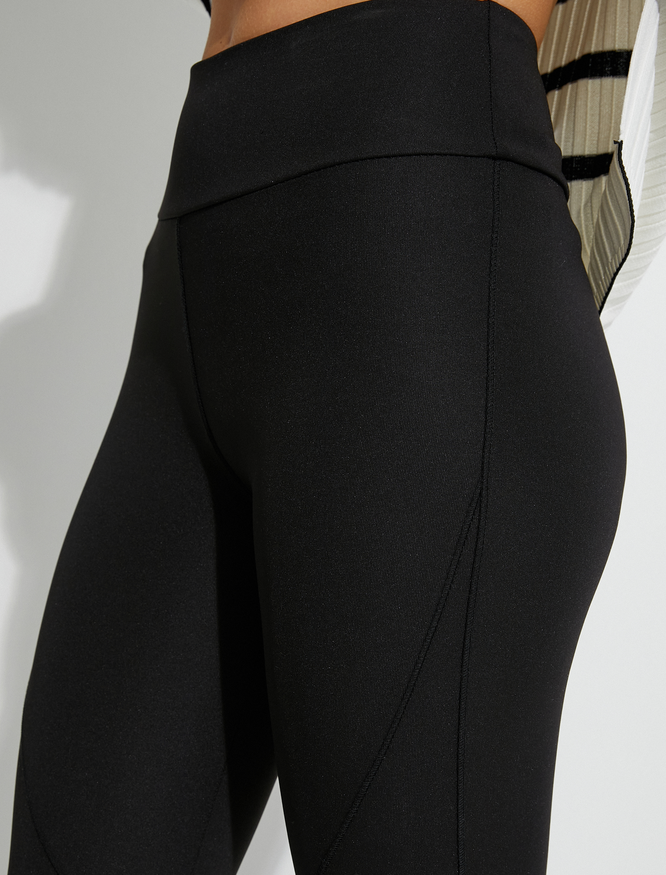   Dikiş Detaylı Spor Tayt Normal Bel