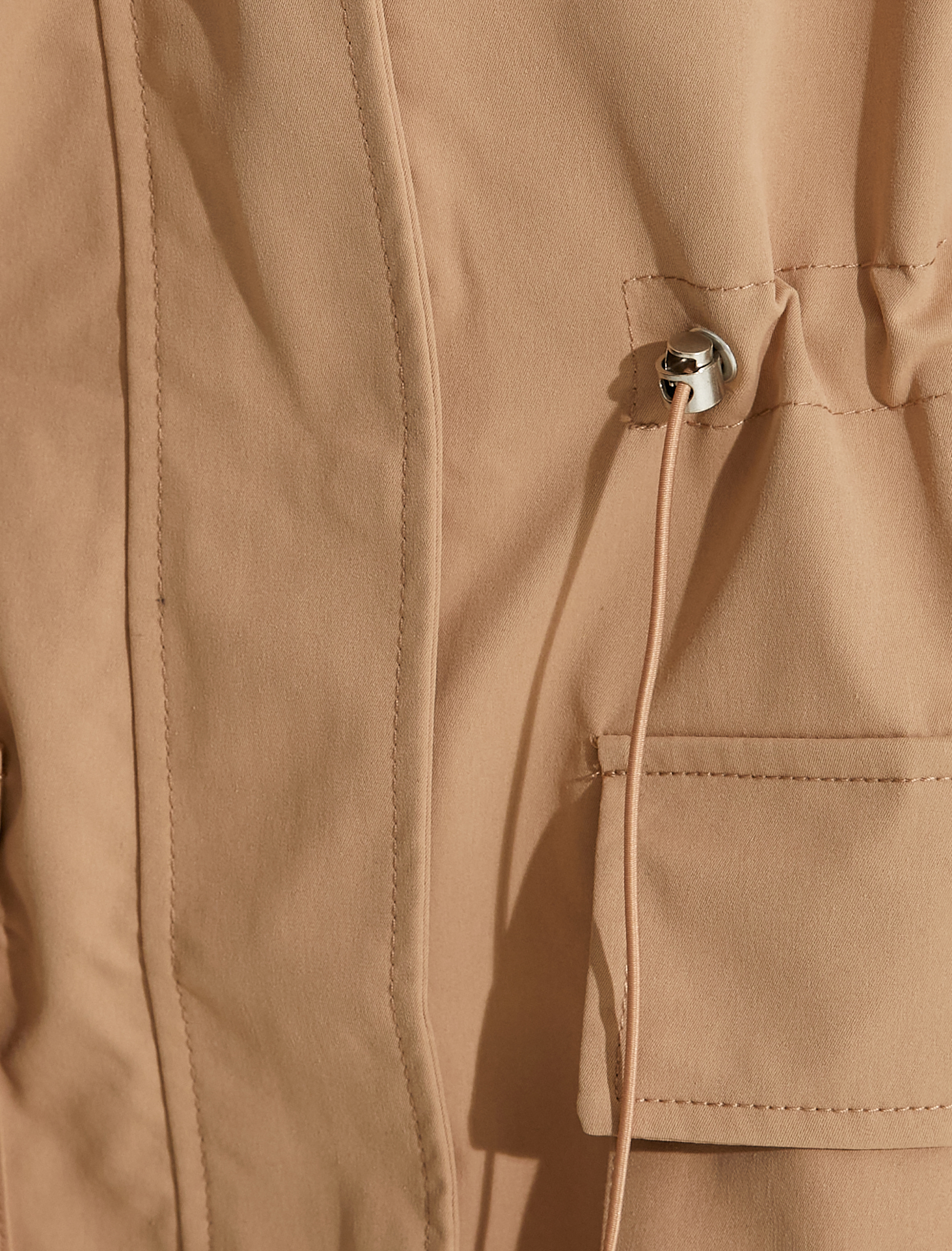   Trençkot Kapüşonlu Beli Bağlamalı Fermuarlı Manşetleri Bantlı