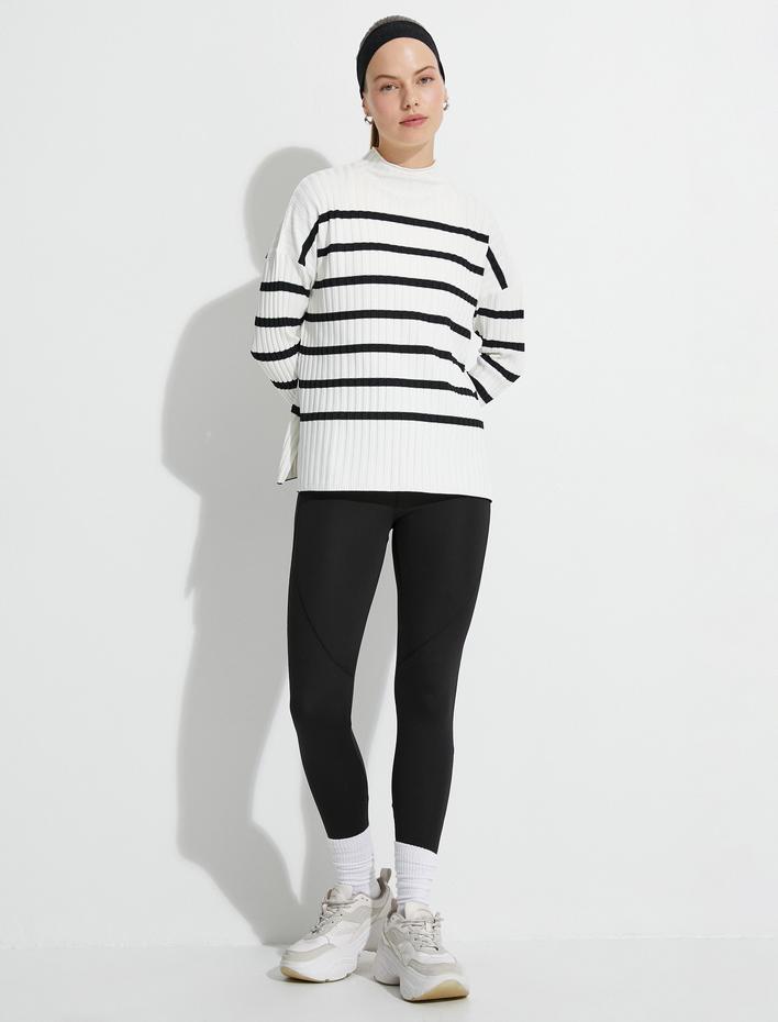  Triko Kazak Dik Yaka Fitilli Düşük Omuzlu