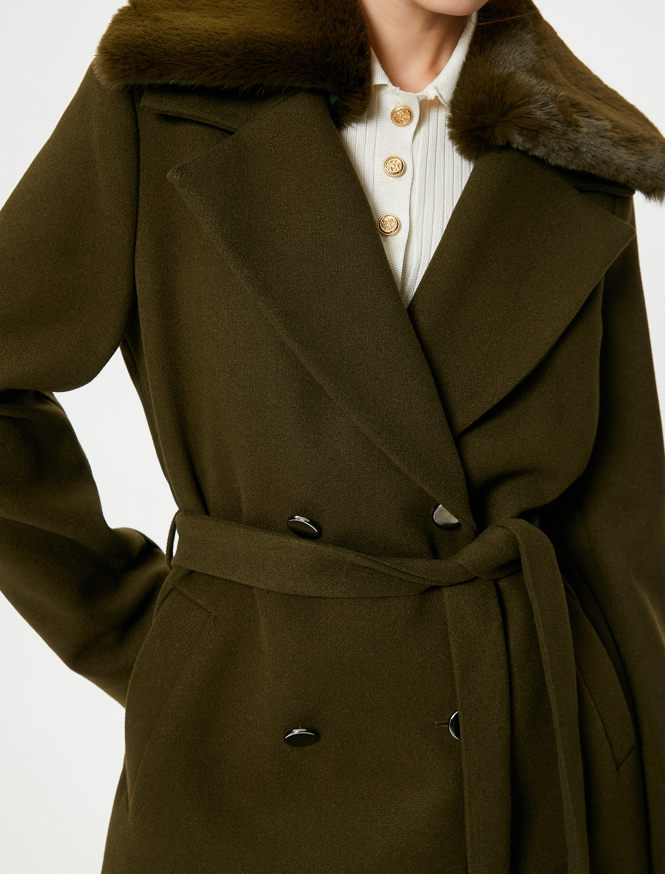   Kaşe Kaban Çıkarılabilir Suni Kürklü Beli Kuşaklı Kruvaze Düğmeli Cepli